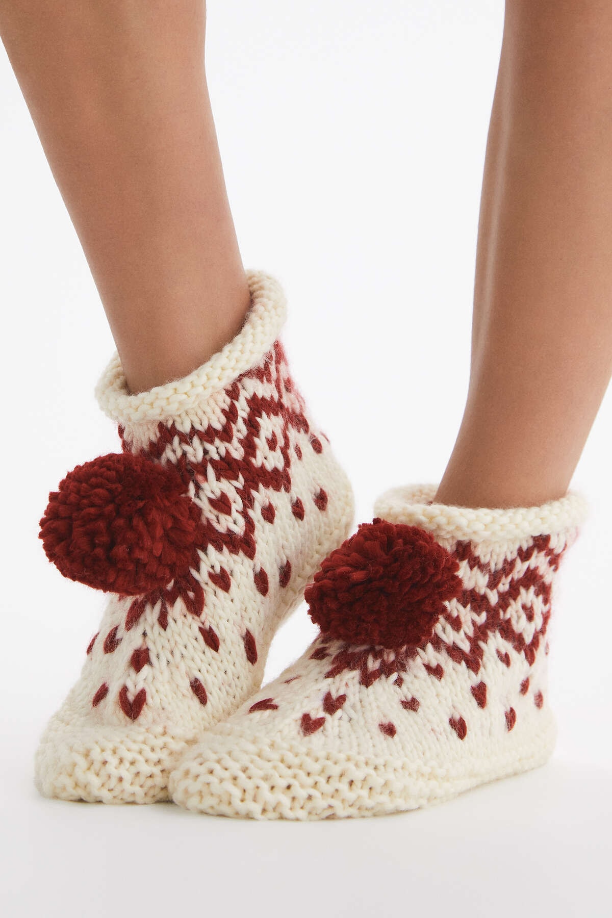 Oysho Ponponlu Kalın Örgü Ev Botu