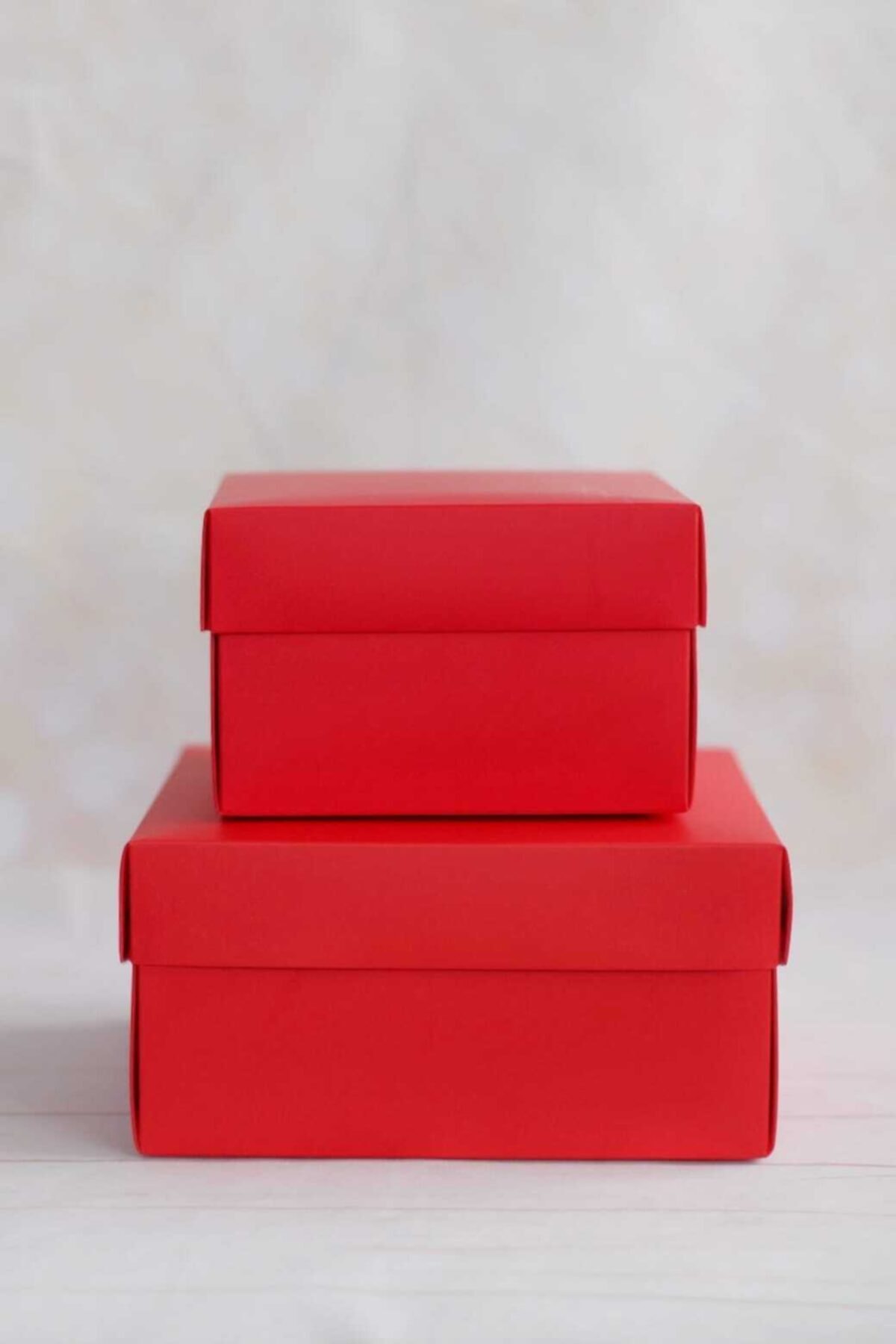 demontecraft Kırmızı Karton Kutu, Yılbaşı Özel Hediye Kutusu (orta Boy )15*15*10 Cm (1 Adet)