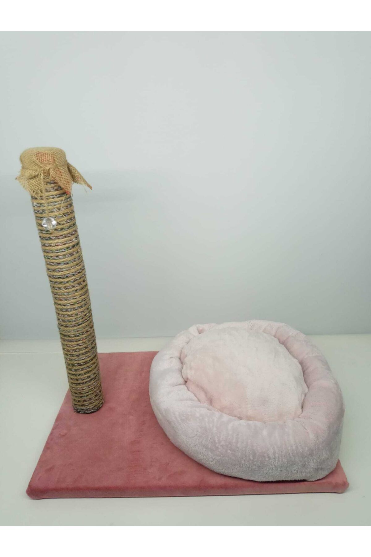 Goril pet's Pembe Yataklı Tırmalama Tahtası