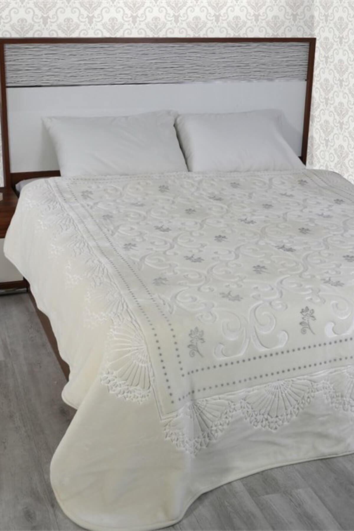 Merinos Pırıltı Çift Kişilik Embos Vizon Battaniye Kemik Silver