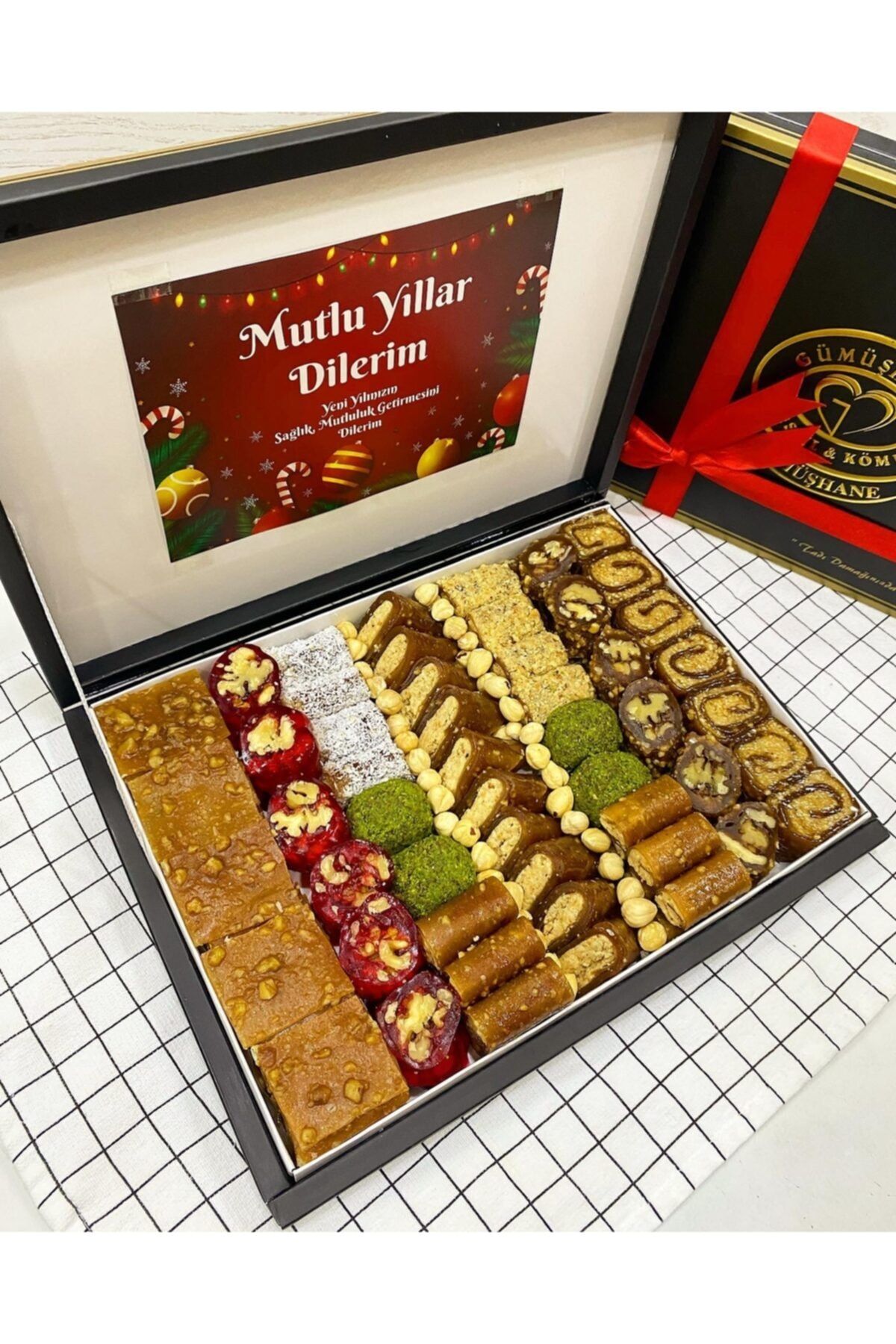gümüşhane pestil 1,5kg Yeni Yıla Özel Hediyelik Pestil