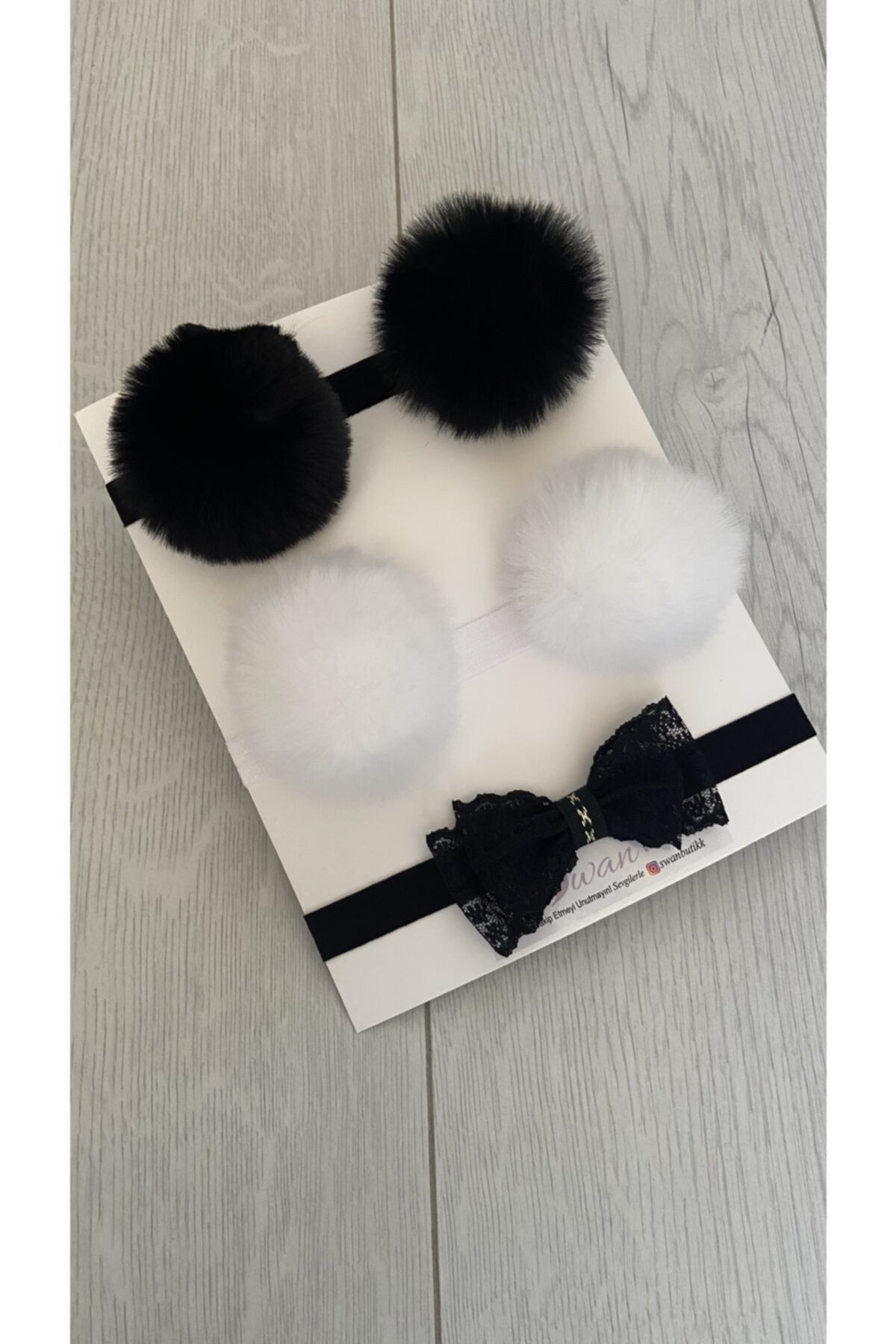 swan butik Kız Bebek Çocuk Siyah Fiyonk Beyaz Siyah Peluş Ponpon Bandana Bant