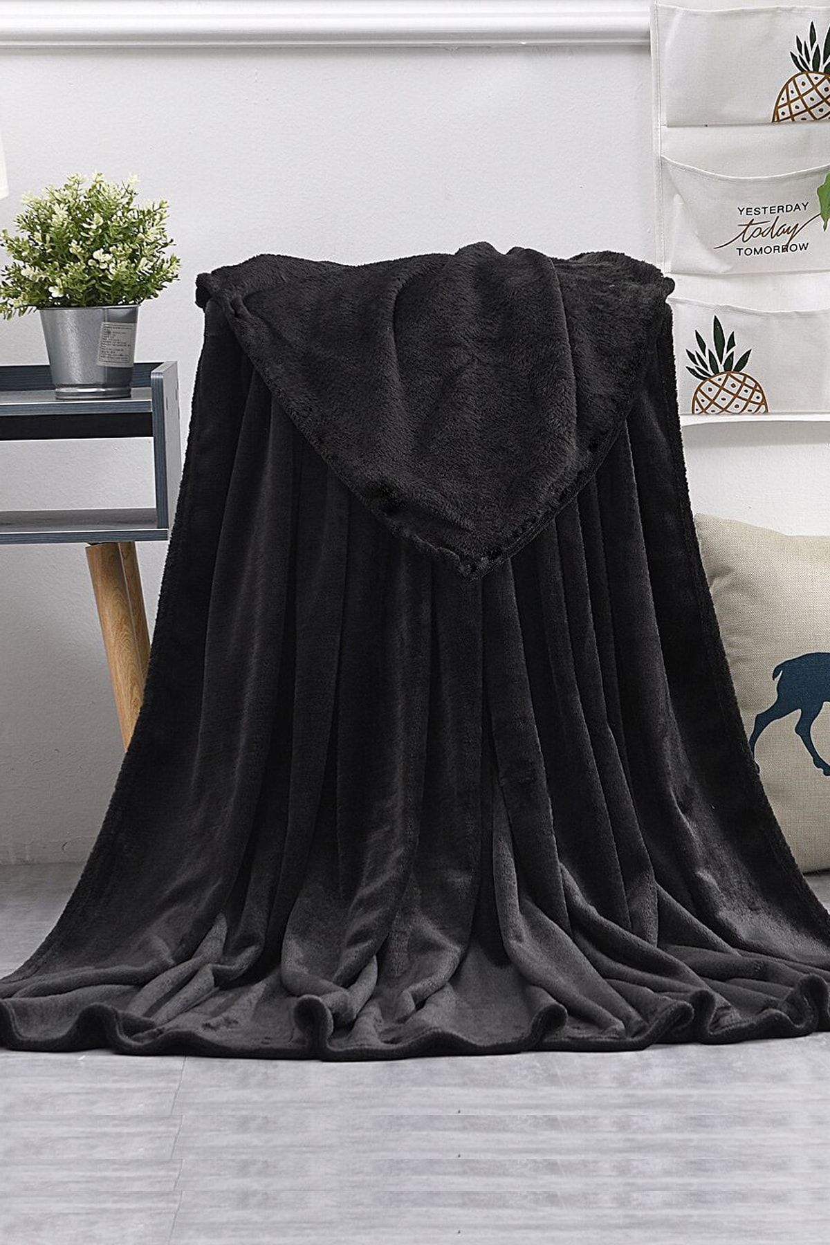 Bundera Blanket Siyah Çift Kişilik Wellsoft Peluş Battaniye Polar Tv/dizi Battaniyesi 170x230