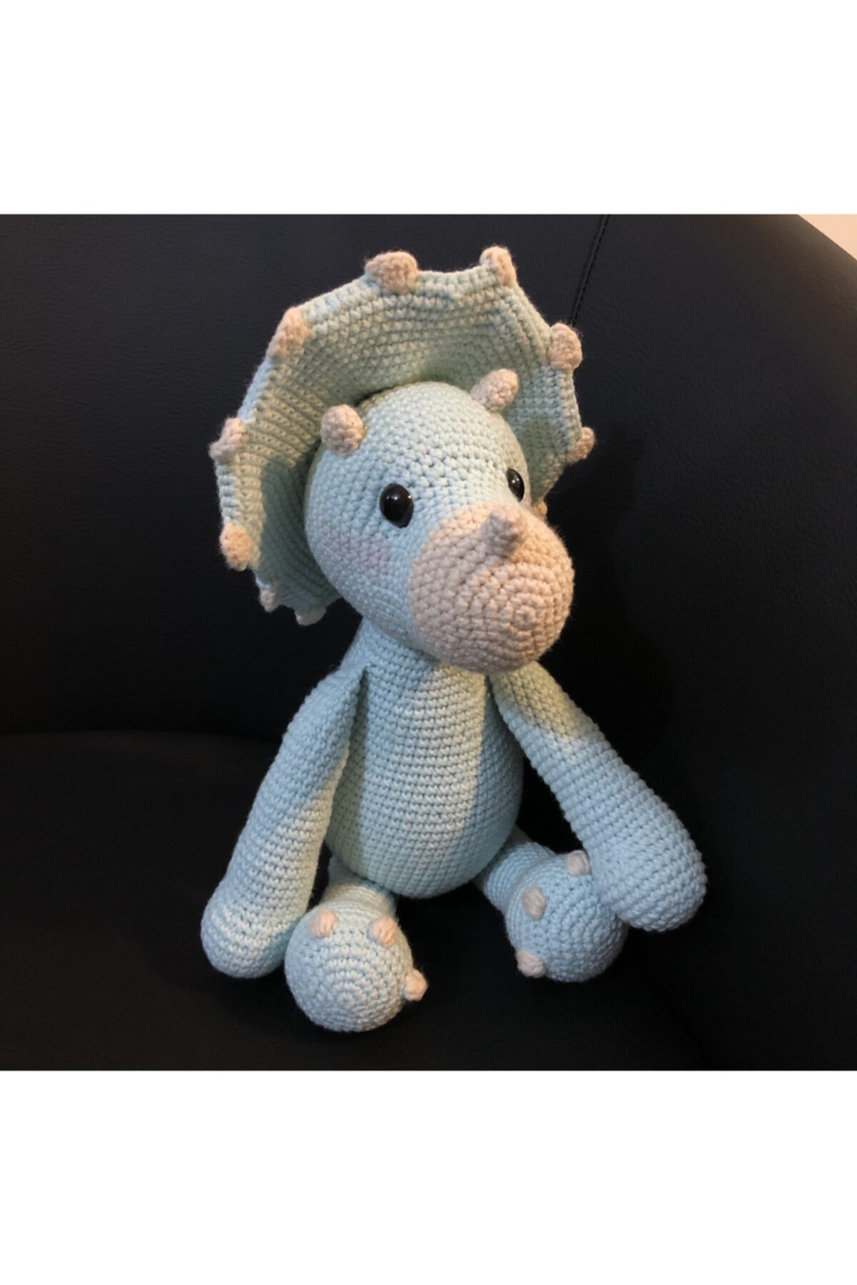 Kare Art Amigurumi Dinazor. Hediyelik Dekoratif Örgü Oyuncak. %100 El Üretimi. Yerli Üretim. Organik.