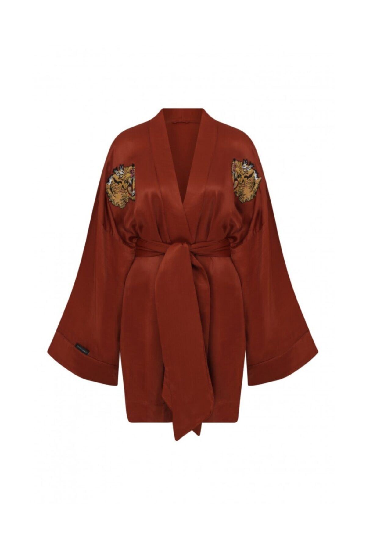 Saraswati Society Glory Kimono