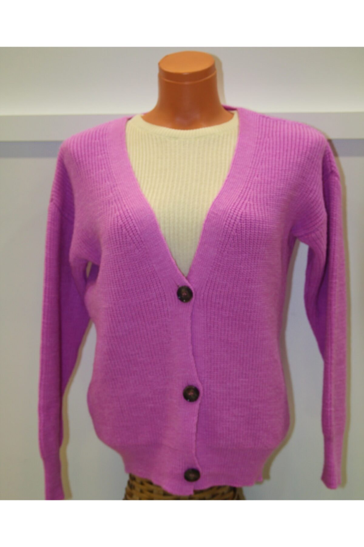 Alisma V Yaka 3 Düğmeli Oversize Fit Triko Hırka - Fuşya