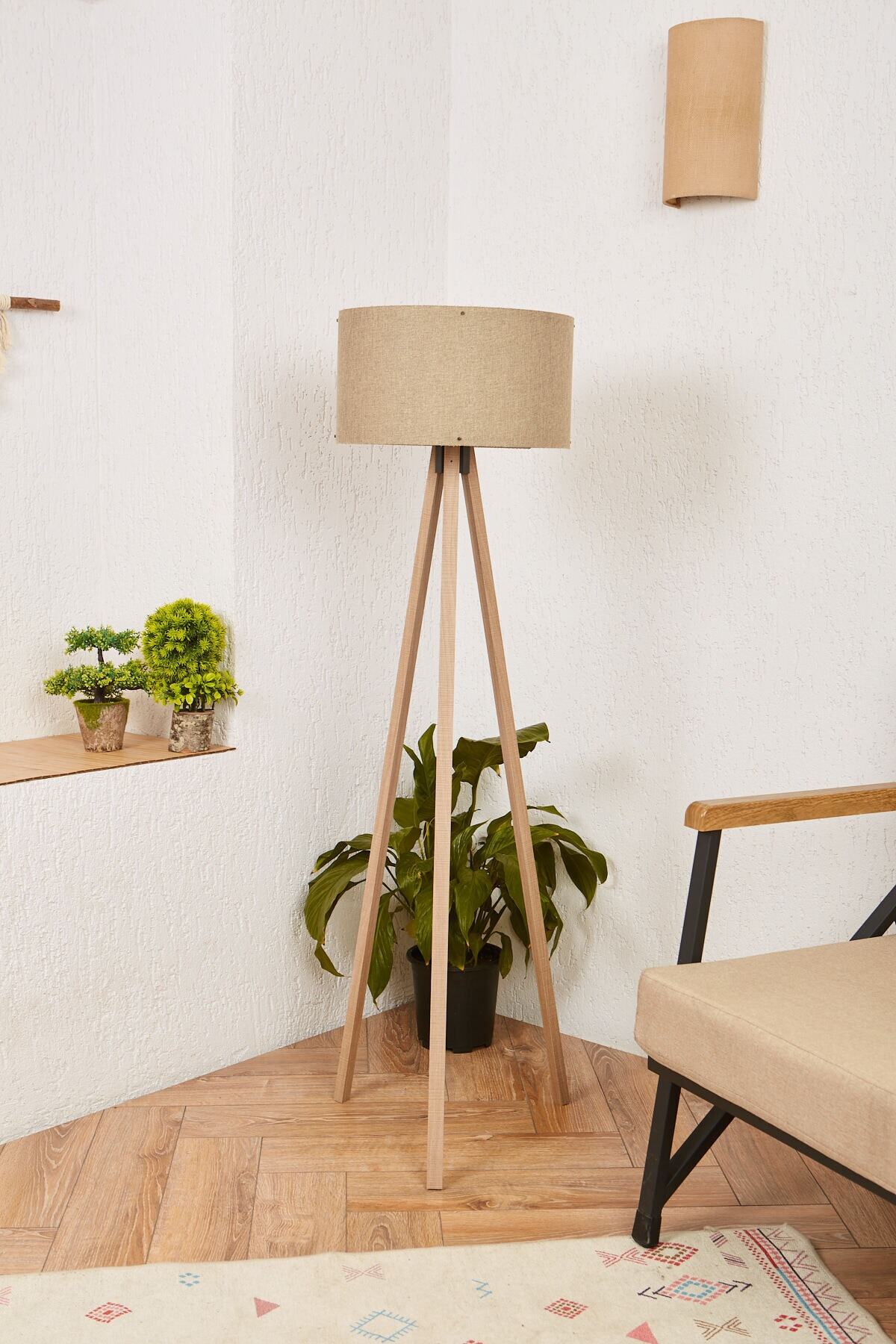 AİR LİGHTİNGS Lambader Bej Kumaş Başlıklı, Bej Mdf Ayak Tasarımlı 140 Cm Lambader