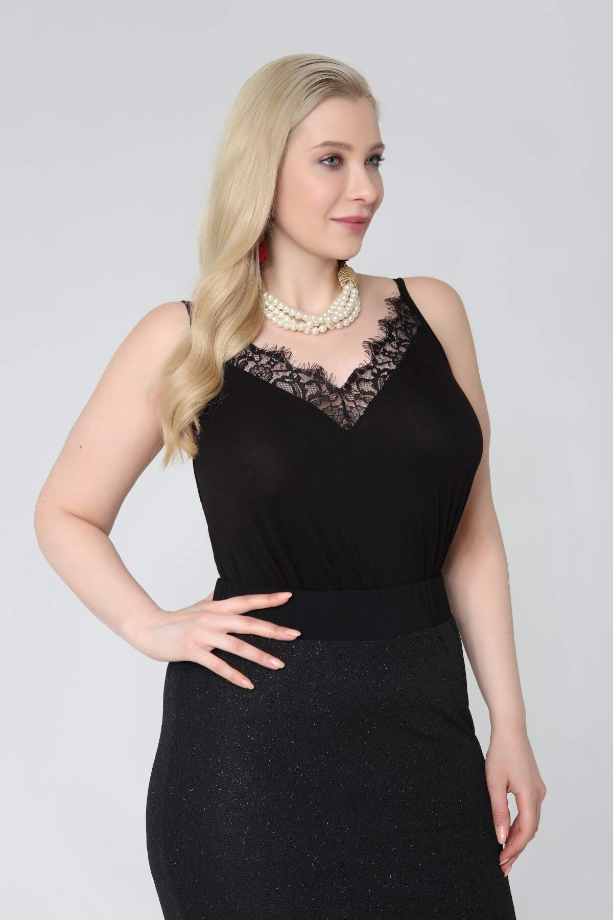 ANGELINO Kadın Siyah Askılı Saten Abiye Bluz KL811