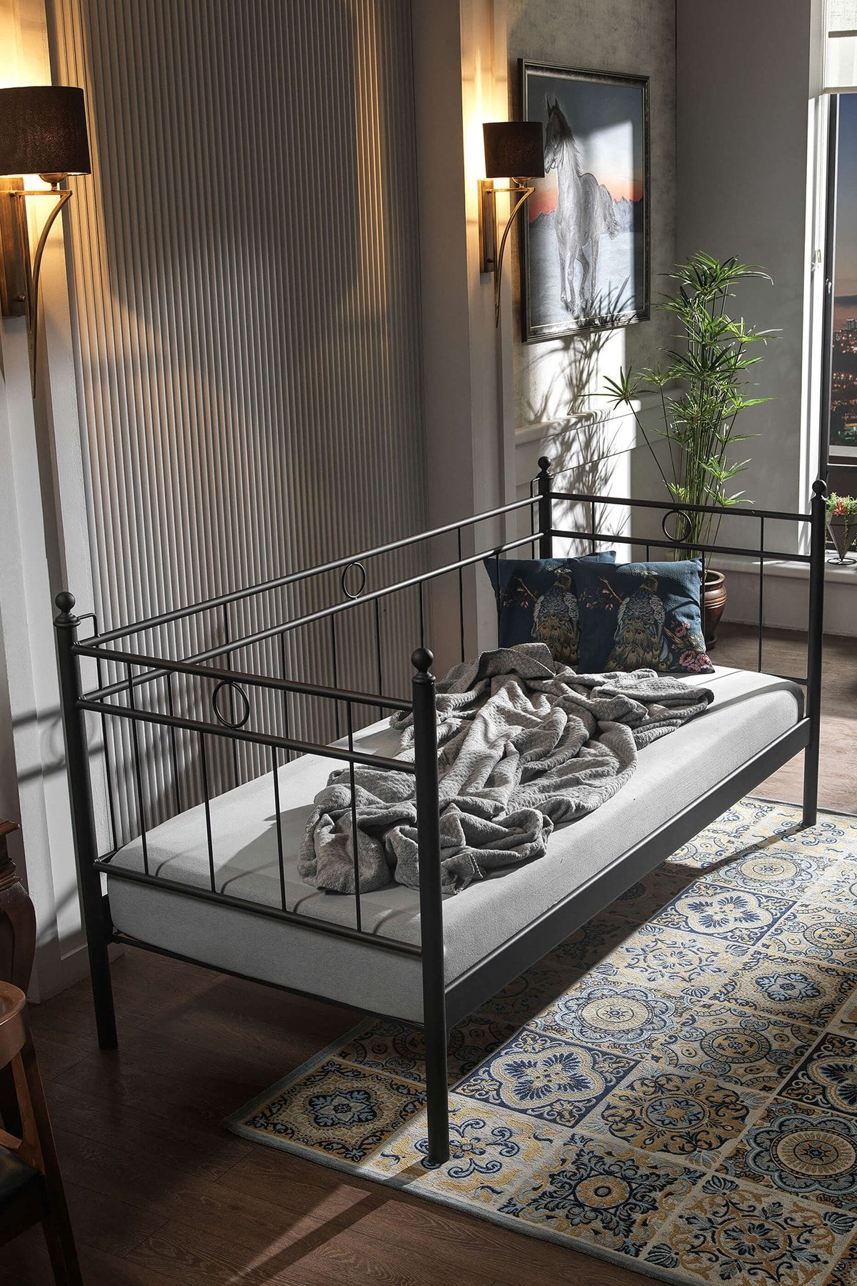 Unimet Alpas Daybed Tek Kişilik Metal Karyola 90x200 Siyah