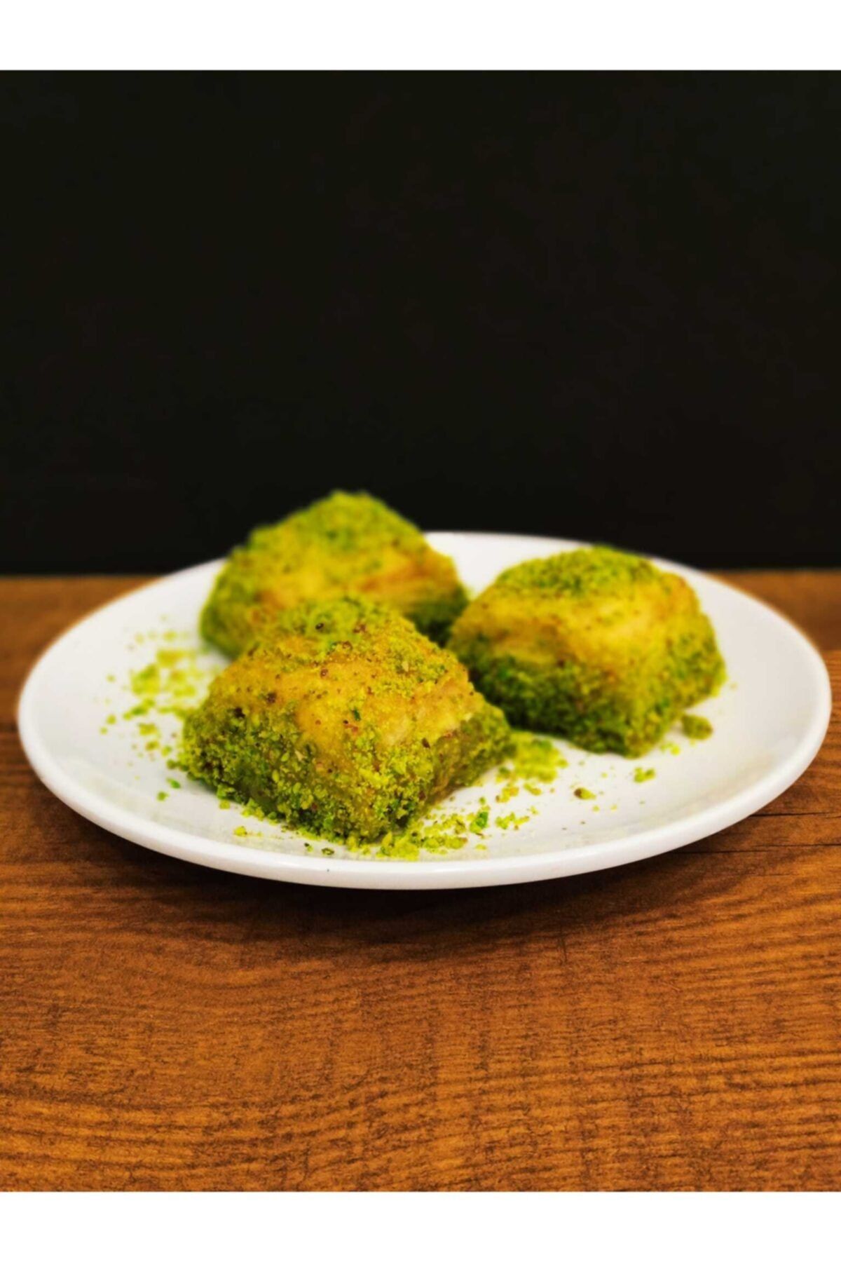 Urfa Baklavaları Bol Fıstıklı Taş Fırında Pişirilmiş Kuru Baklava 1 kg