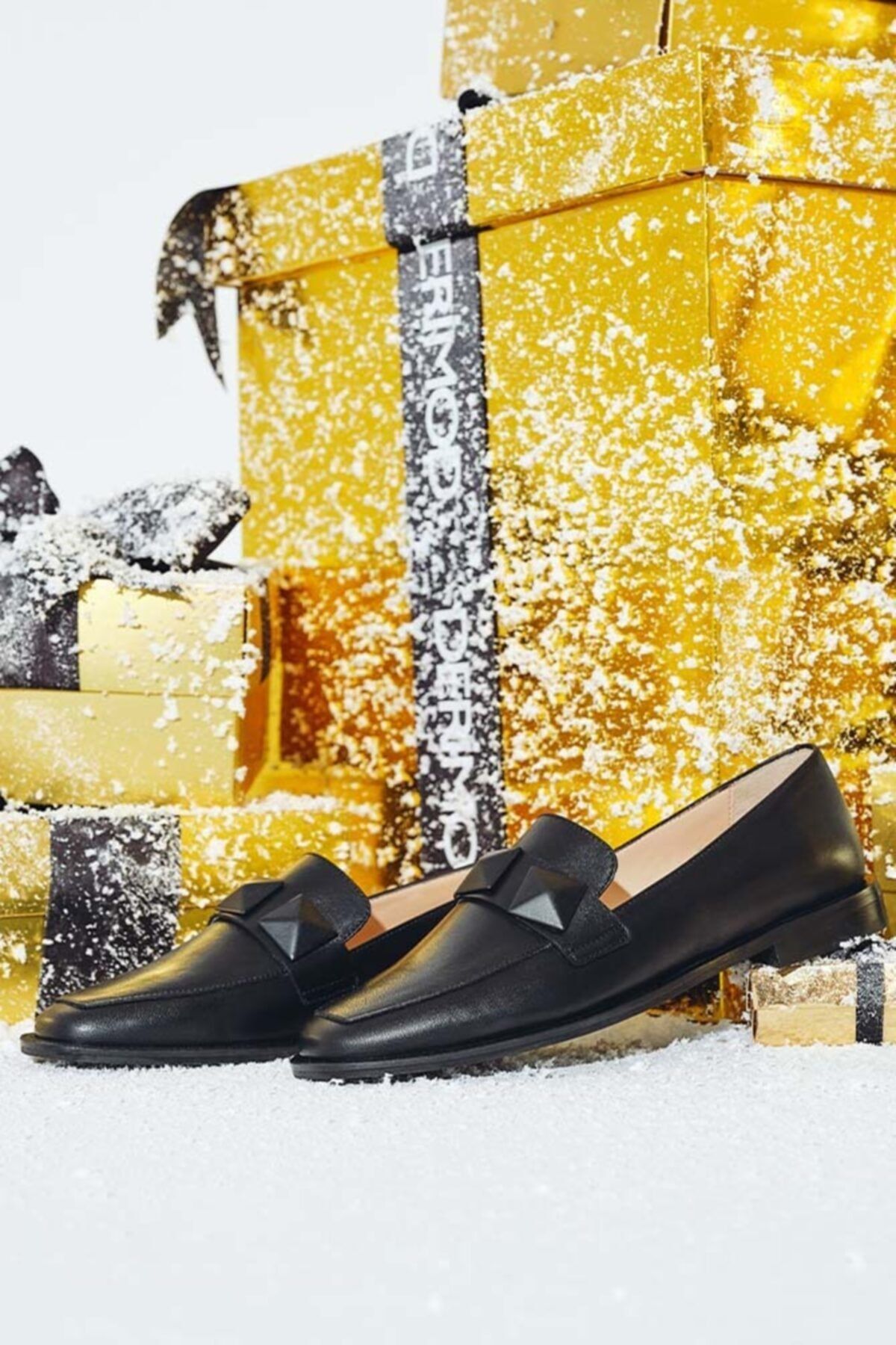 Derimod Kadın Deri Taşlı Loafer