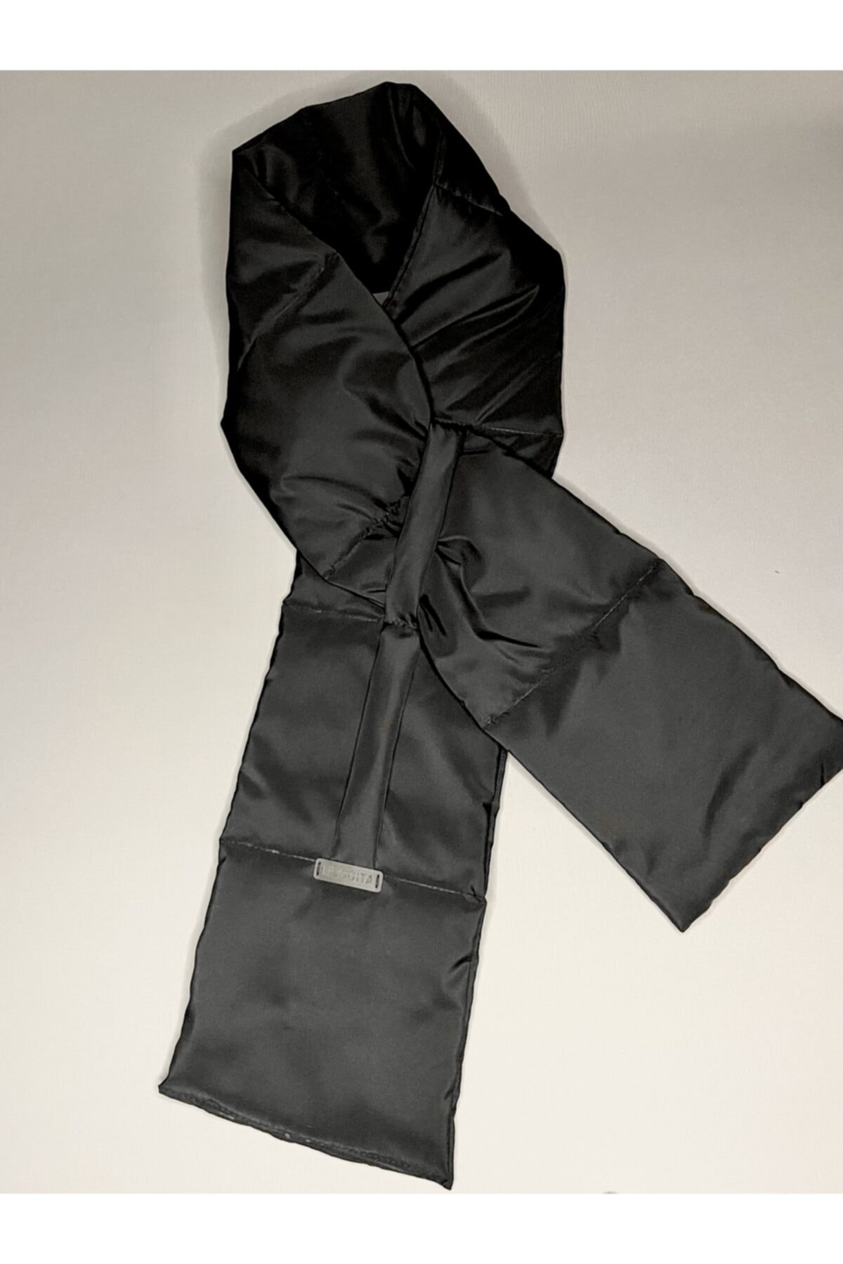 Nuggita Unisex Puf Atkı - Su Geçirmez Kumaş - Mat Siyah