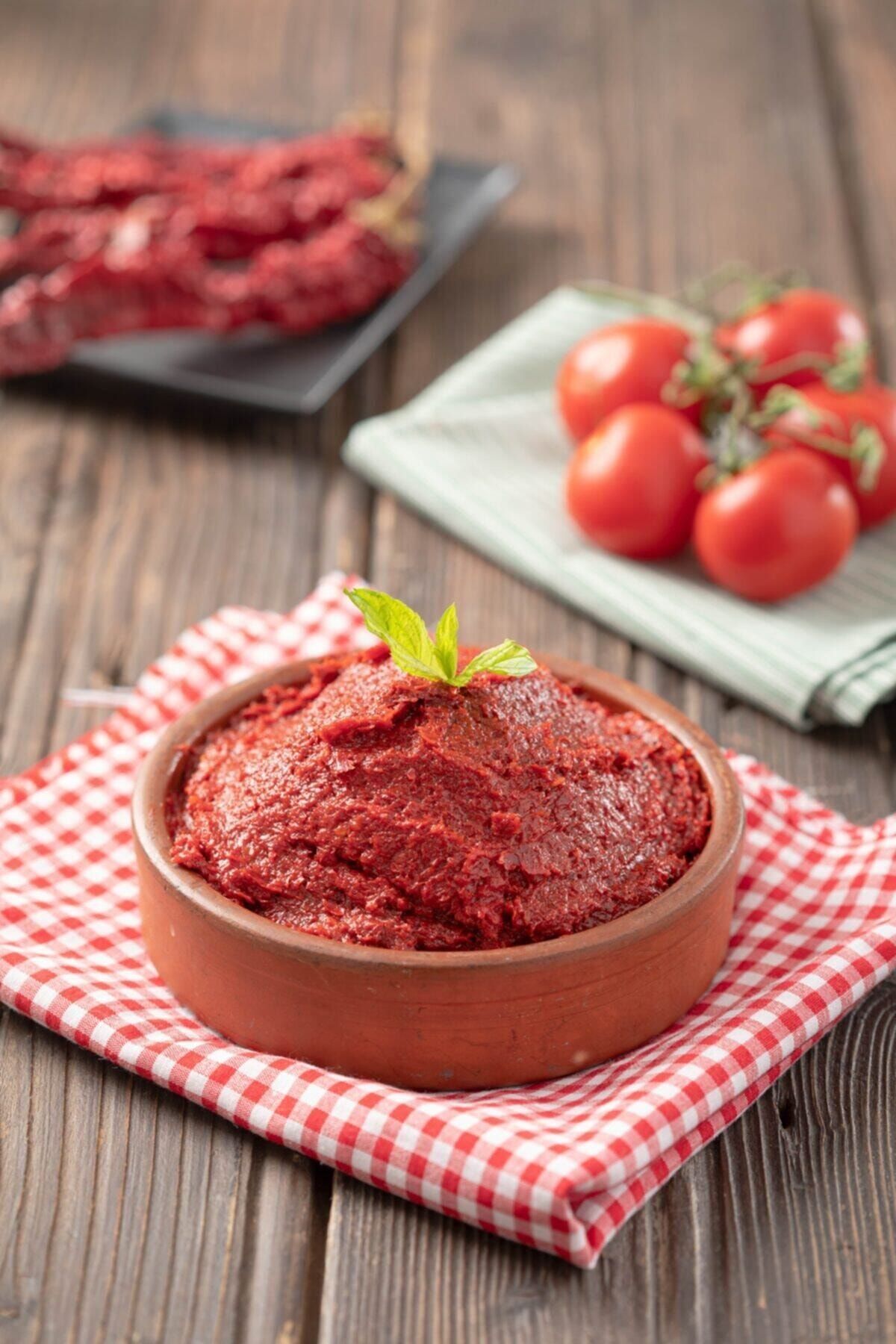 ANTİKYA Hatay'dan Organik, El Yapımı Tatlı Biber Salçası (GÜNEŞTE KURUTULMUŞ TATLI BİBER SALÇASI) (2 KG)
