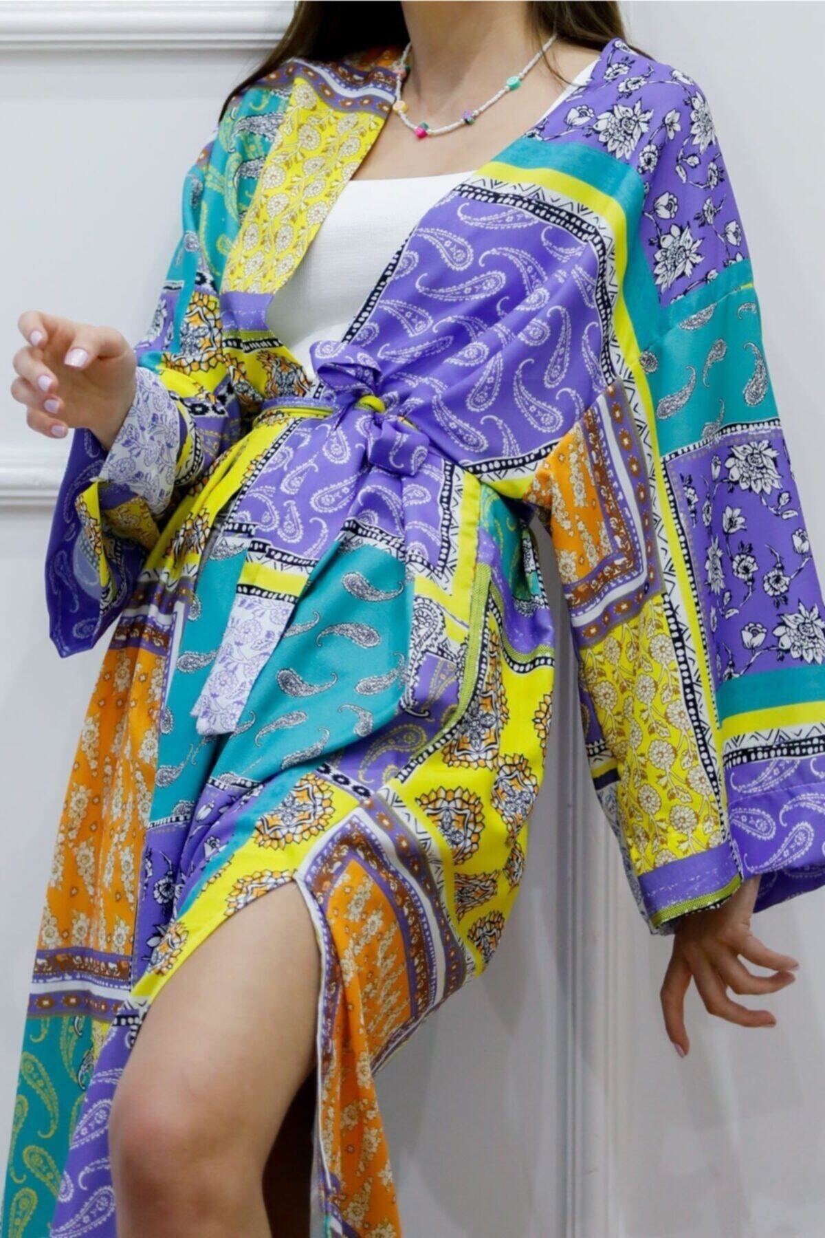 Ortaya Çık Etamin Desenli Kaftan Kimono