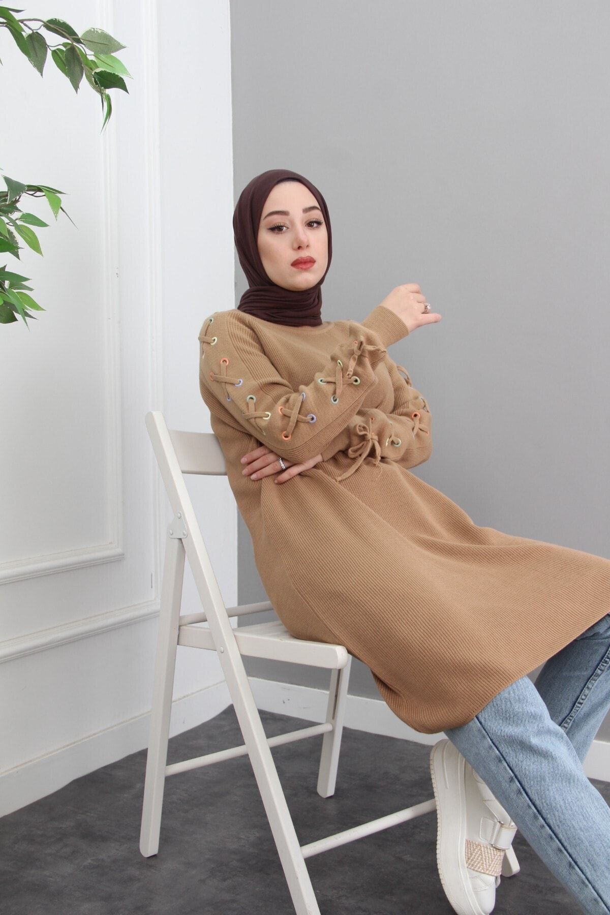 Esvet Kadın Tesettür Kolları Renkli Kuş Gözü Detaylı Uzun Örme Kazak