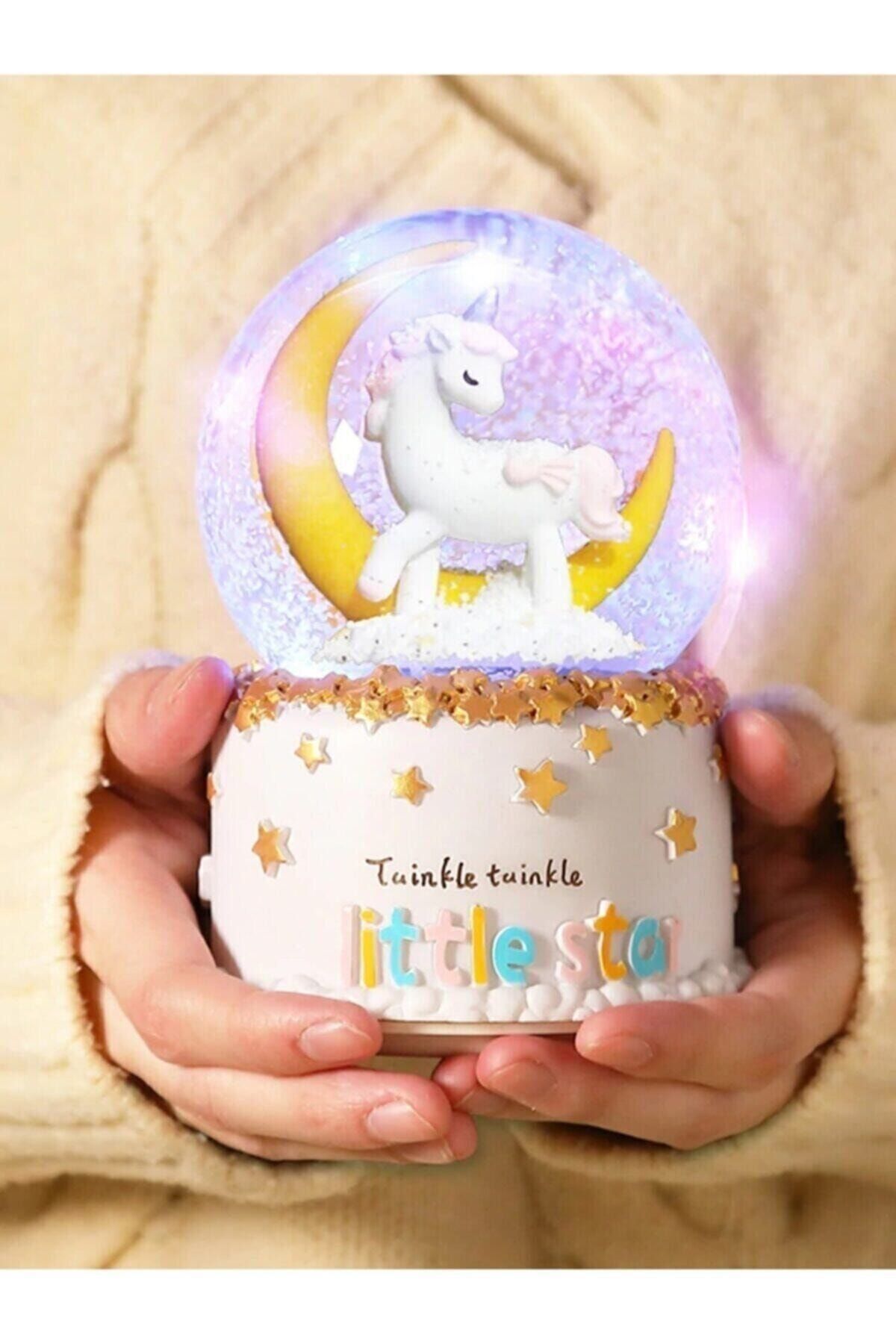 Jetcom Unicorn Ay Içinde Temalı Kar Küresi Müzik Işıklı Kar Küresi Kutusu Işıklı 15 Cm Orta Boy