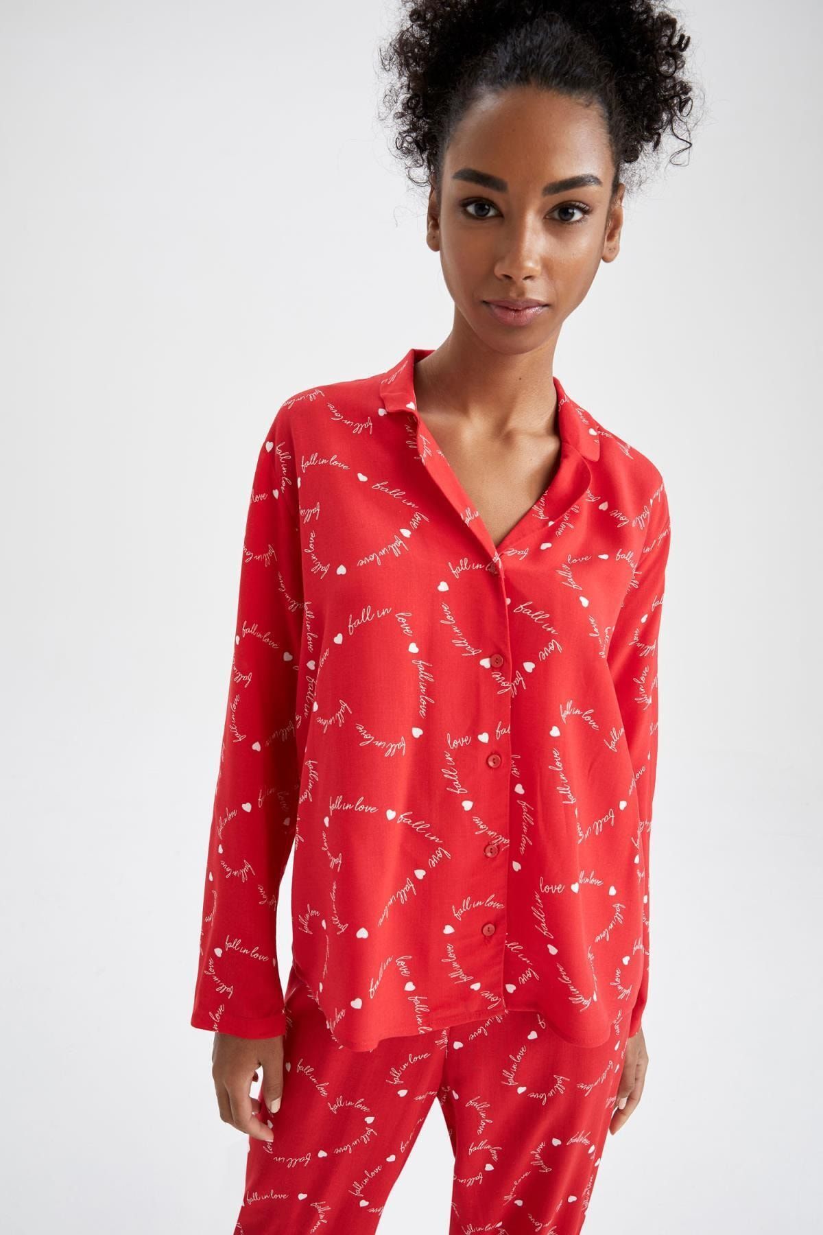 DeFacto Fall In Love Sevgililer Günü Regular Fit Gömlek Yaka Kalp Desenli Pijama Üst