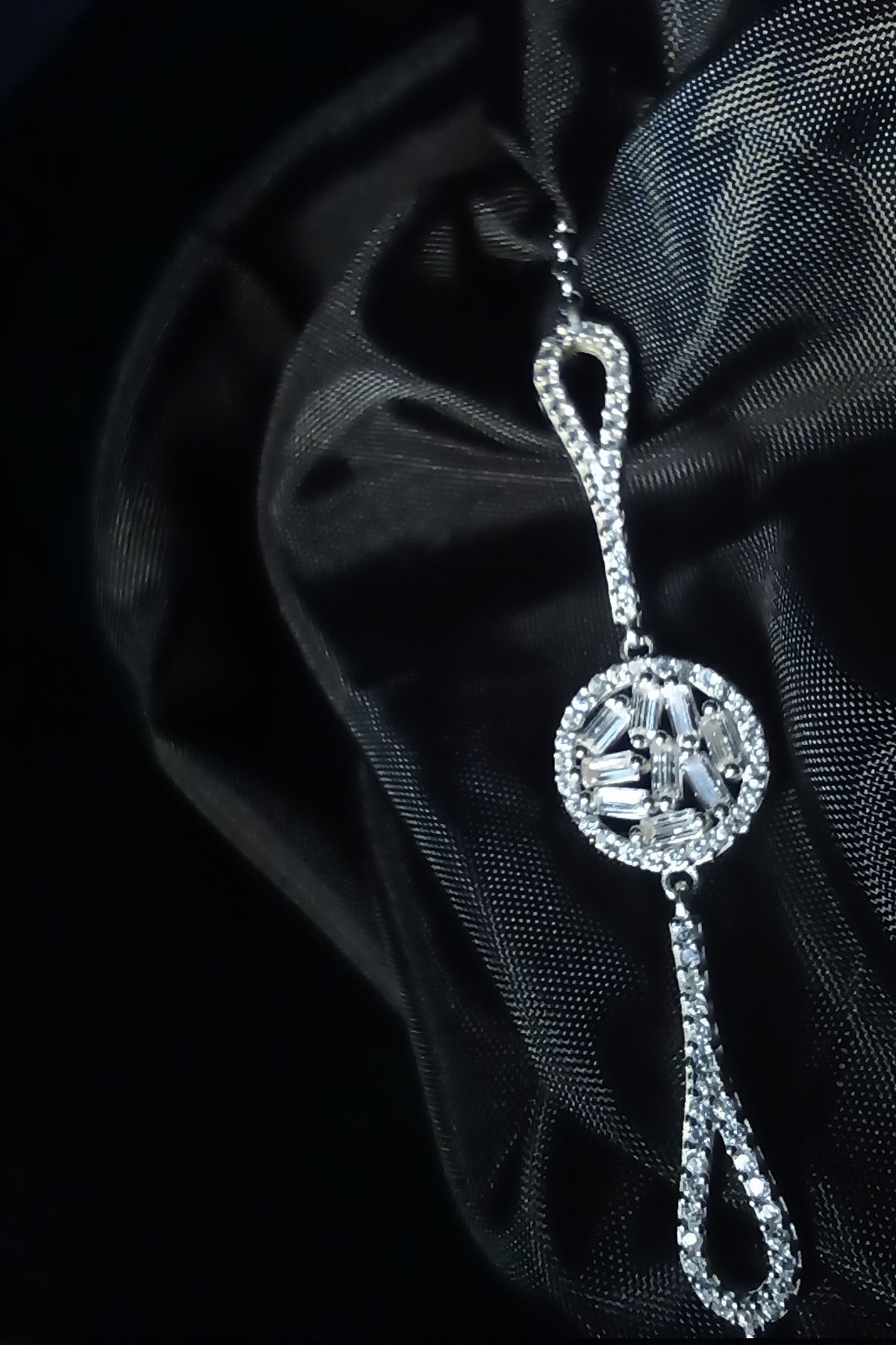 Wena Jewelry 925 Ayar Gümüş Silver Renk Modern Orta Taşlı Bileklik