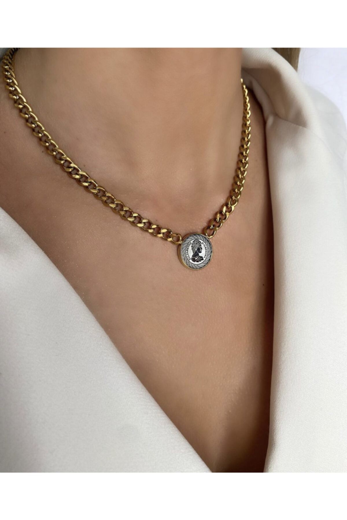Jadenne Vintage Zincir Elizabeth Madalyon Kolye Gold Çelik Üzeri Altın Kaplama Garanti Belgeli
