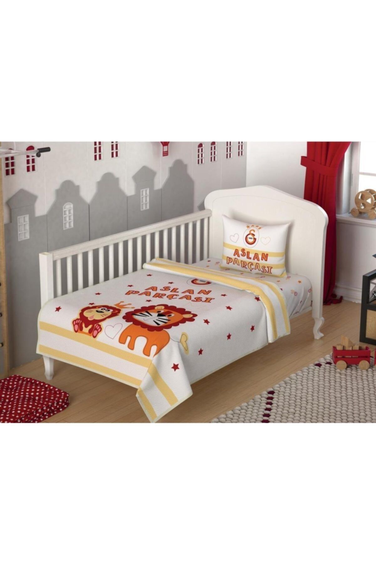 Taç Lisanslı Galatasaray Aslan Parçası Baby Bebek Pike Takımı