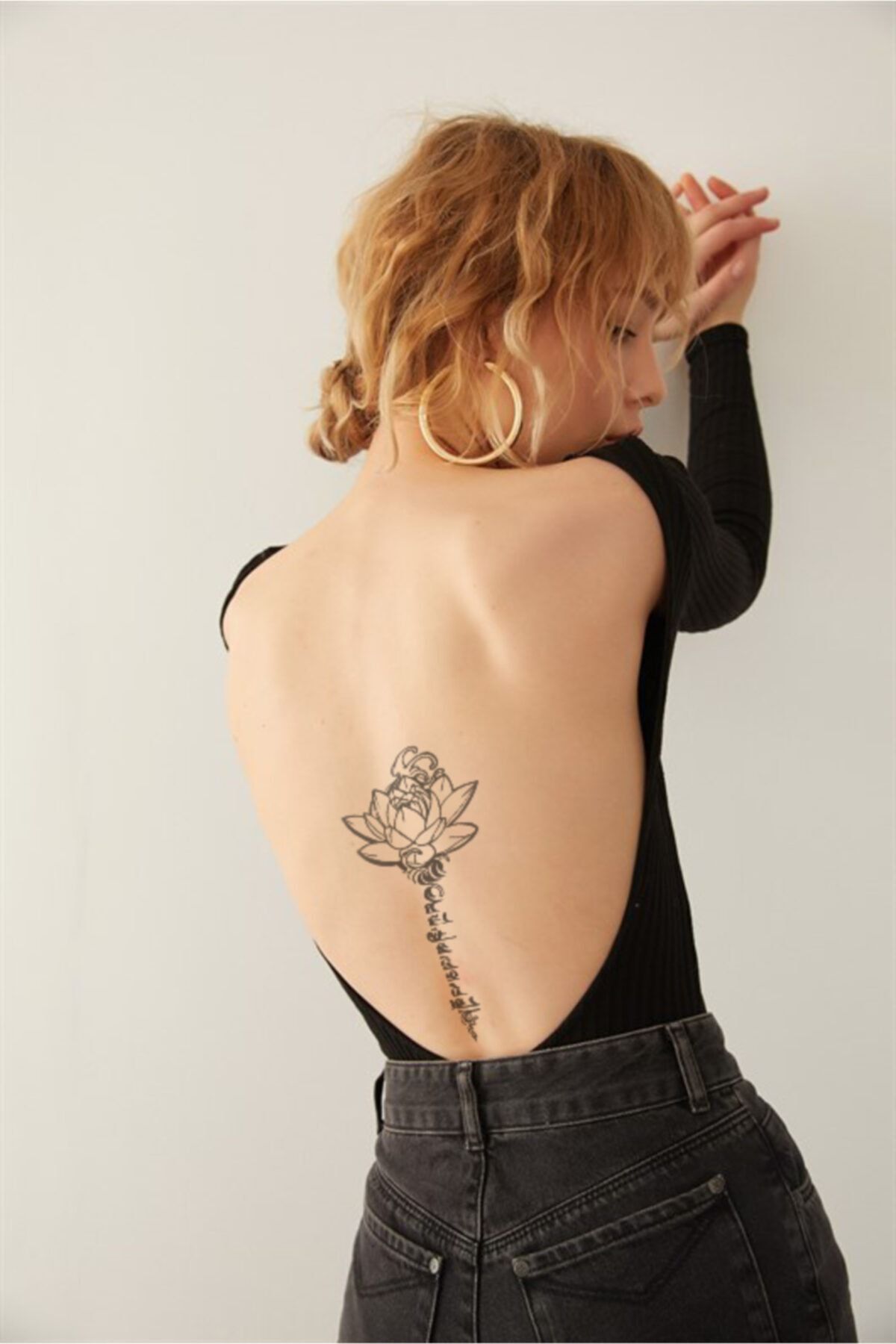 TAKIŞTIR Geçici Gül Ve Yazılı Sırt Dövme Tattoo