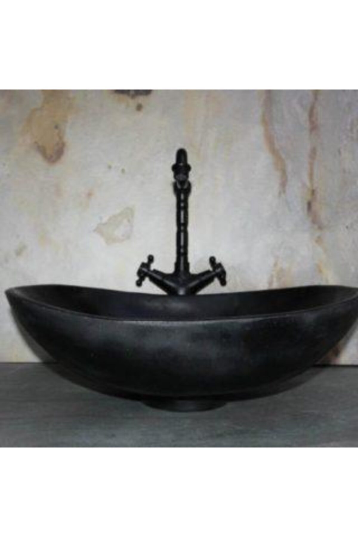 entrend11 Ayaklı Bazalt Elips Lavabo - Outlet