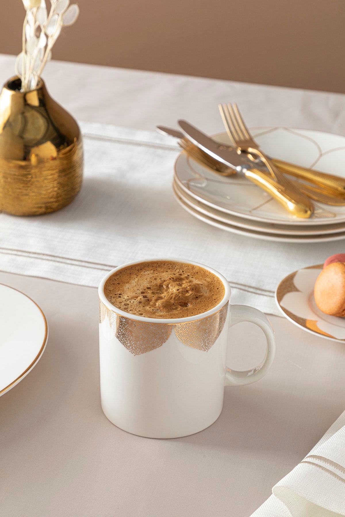English Home Galia Goldie Bone Porselen Kupa 300 Ml Gold