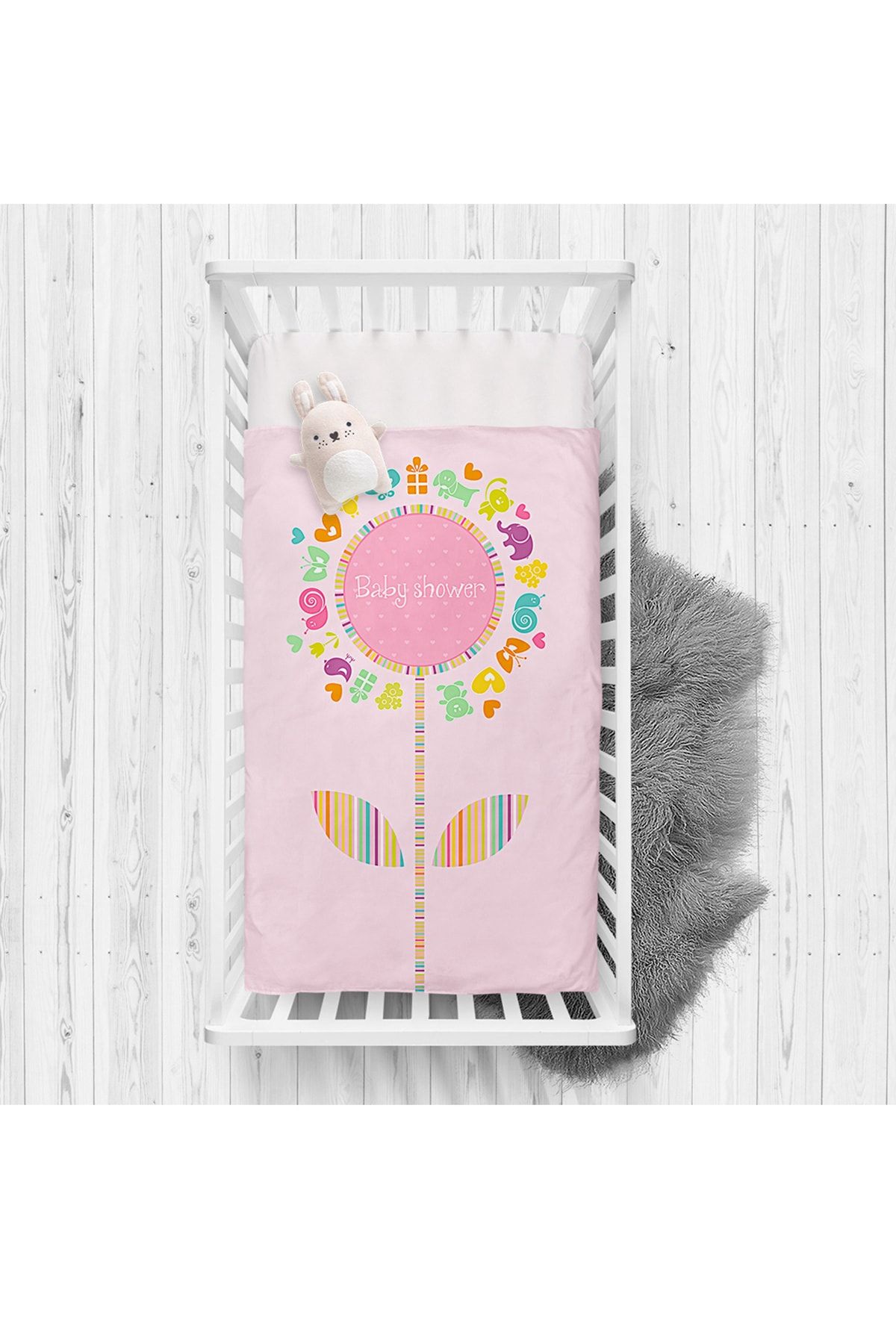 Realhomes Pembe Zeminde Baby Shower Tasarımlı Çocuk Odası Yatak Örtüsü