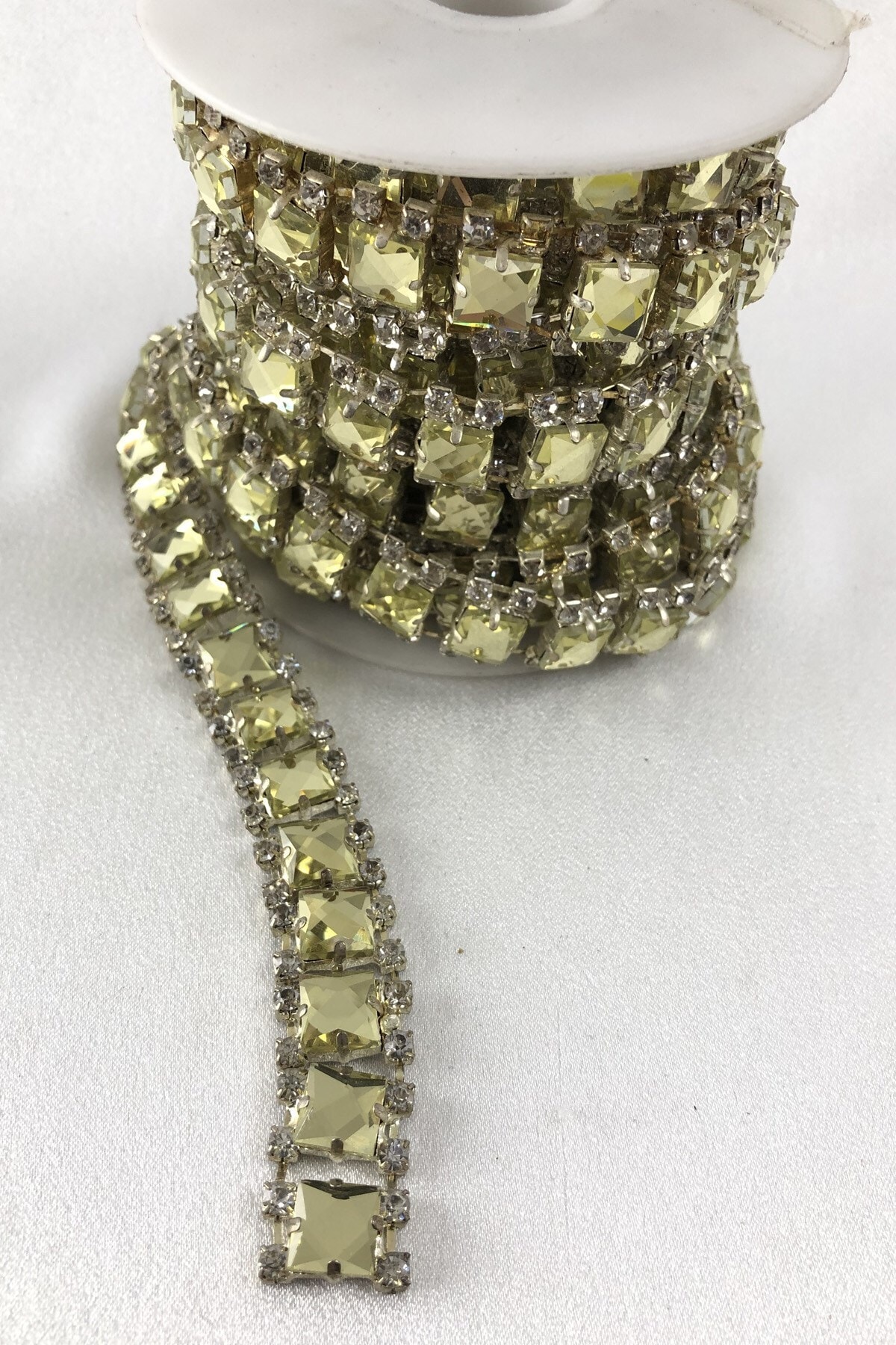 Hayalperest boncuk Kare Desenli Şerit Taş