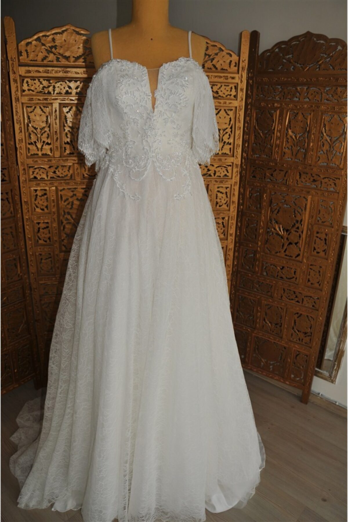 Çağrı Şengül & Serdar Yüzer Moda Kadın Beyaz Kollu Gelinlik