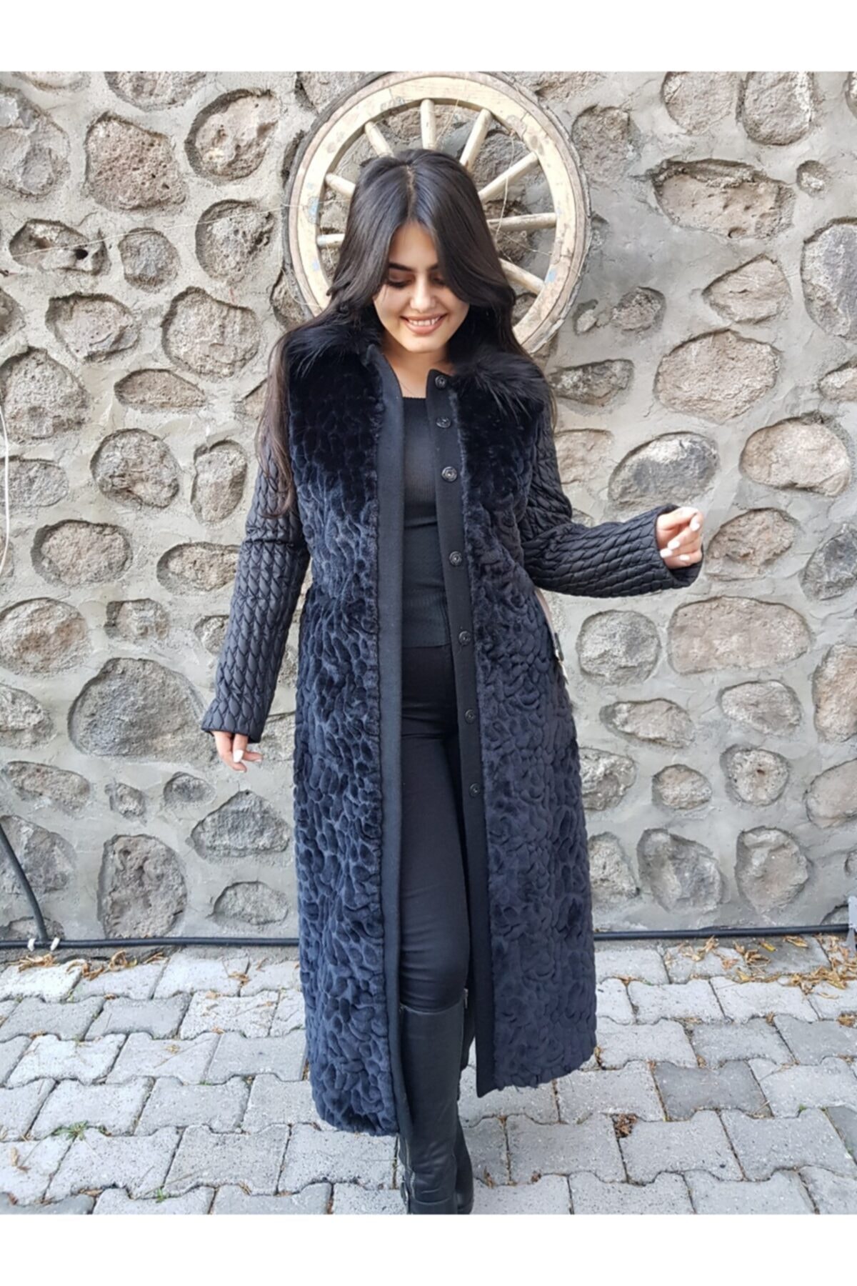 FERGAN Kadın Siyah Kurk Detaylı Palto