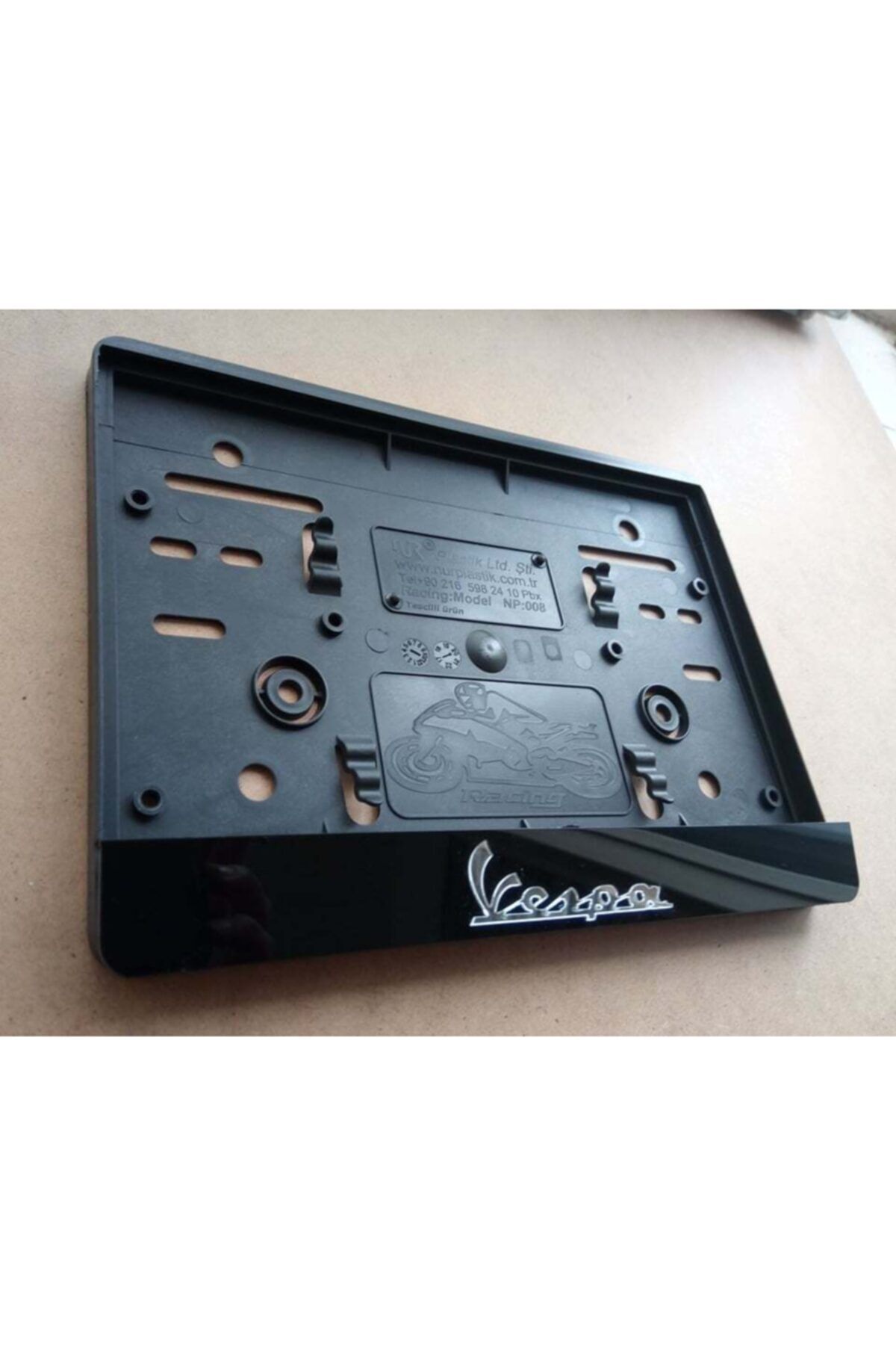 Vespa Motorsiklet Takmatik Pleksi Plakalık