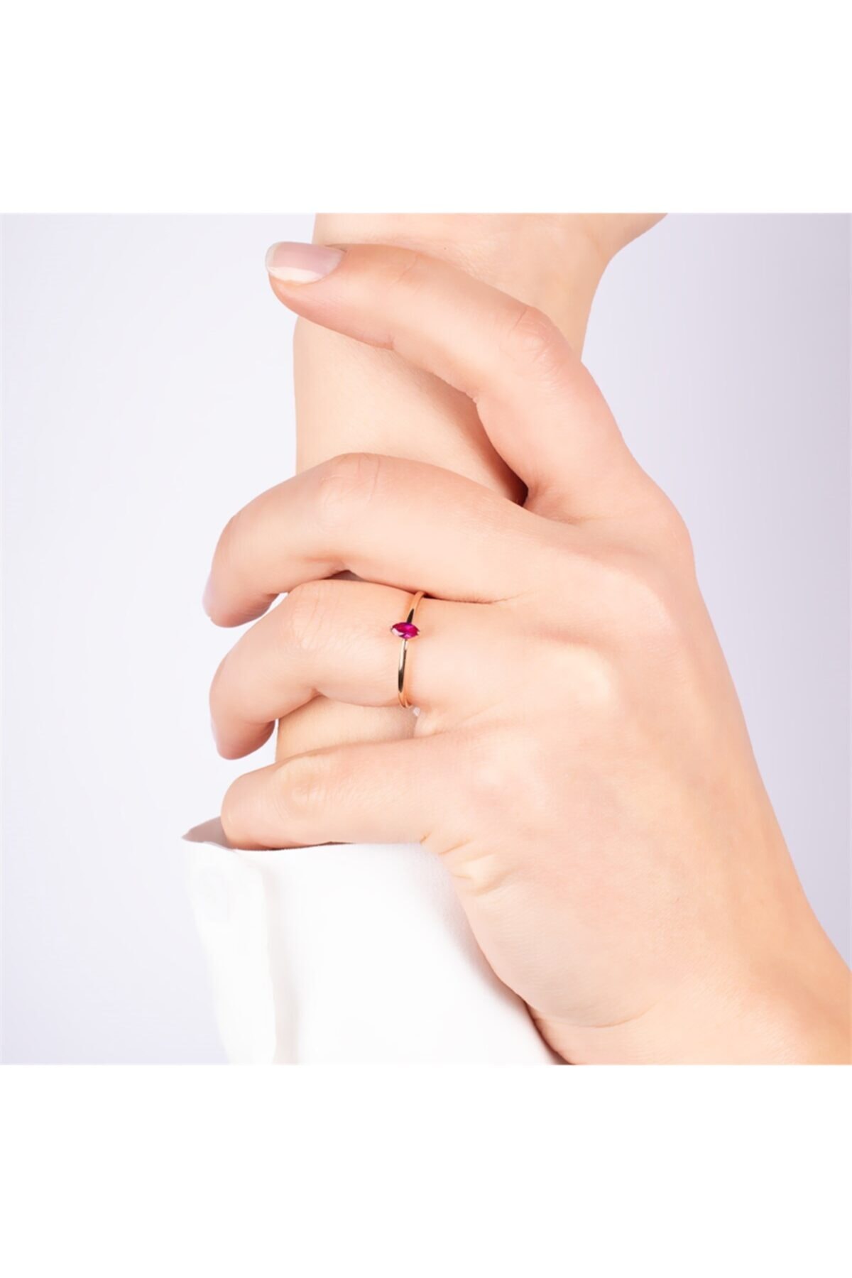 Piano Jewellery 14 Ayar Altın Yakut Renkli Mini Markiz Yüzük