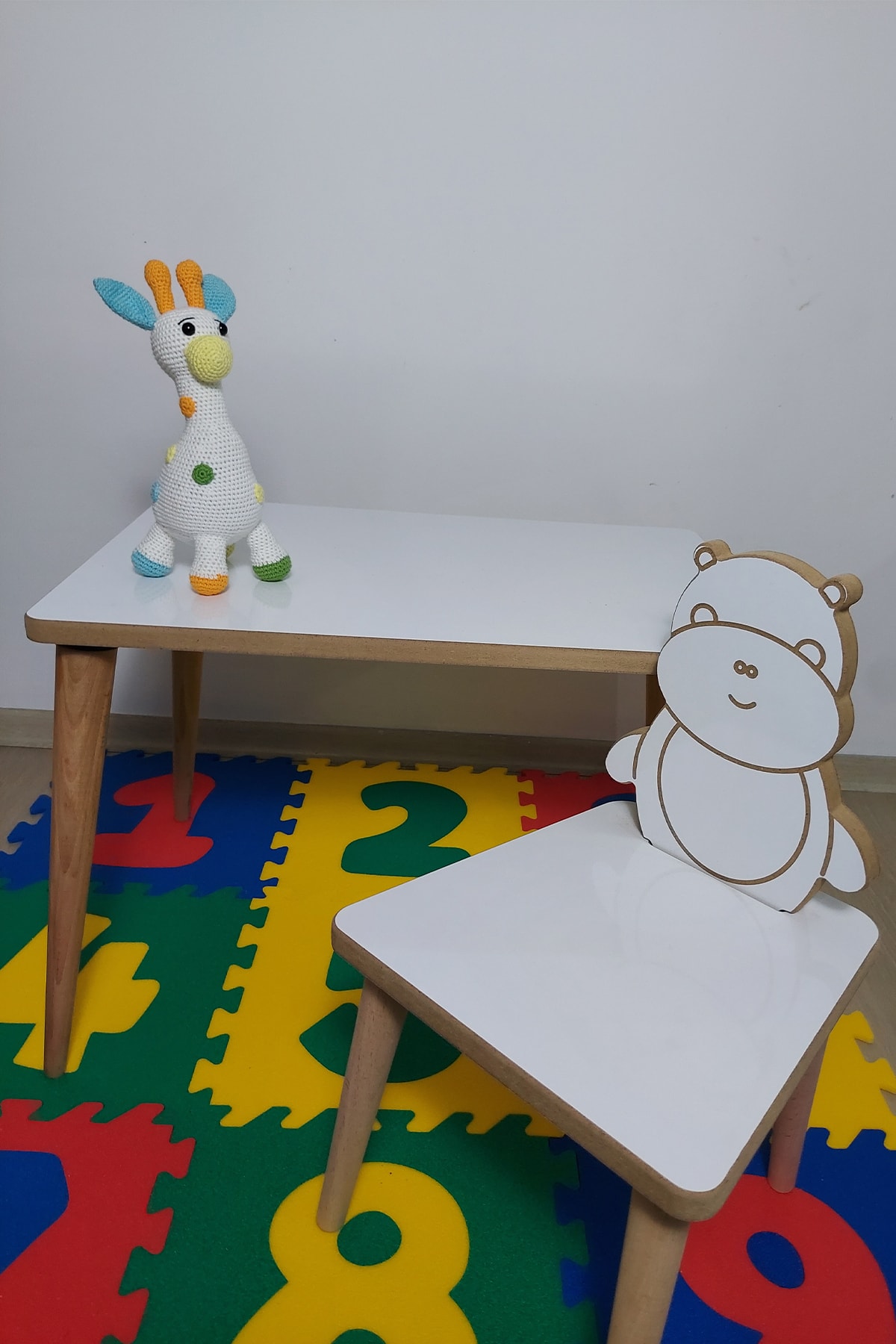 gerekbu Yaz Sil Yüzey 1 Masa 1 Sandalye Su Aygırı Hayvan Temalı Montessori Çocuk Masa Sandalye Takımı