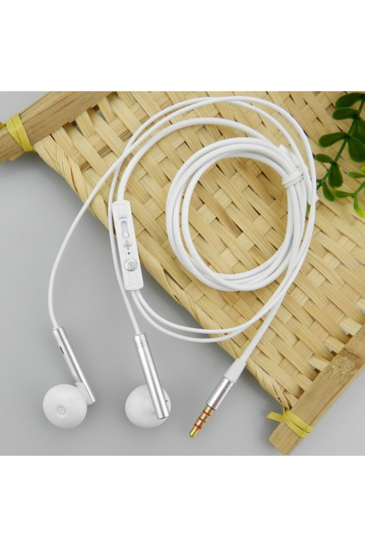 KIN K98 Kulakiçi Extra Bass Ve Mikrofonlu Mp3 Kulaklık
