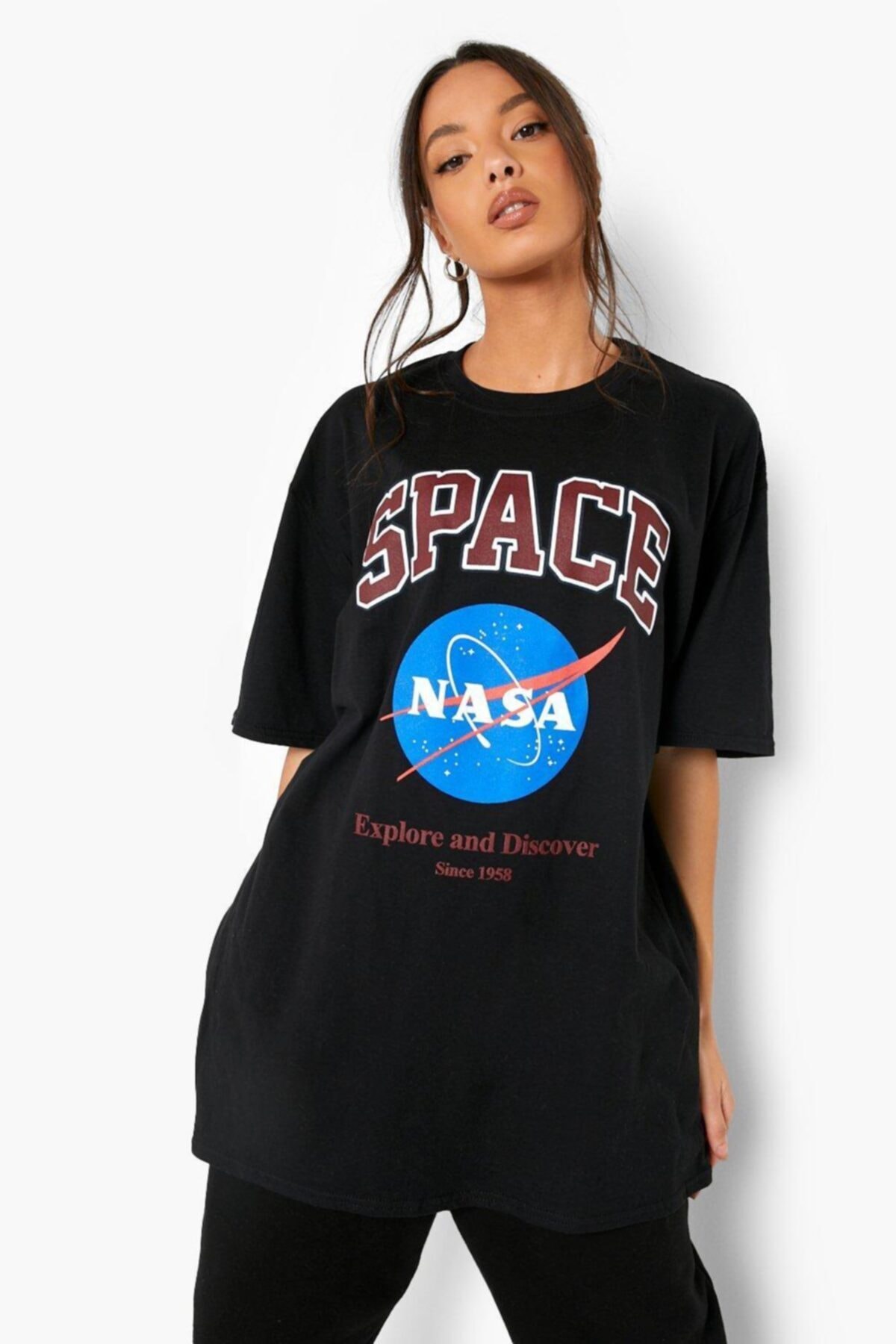 Trendseninle Kadın Siyah Oversize Özel Tasarım Space Nasa Baskılı T-shirt Tşört