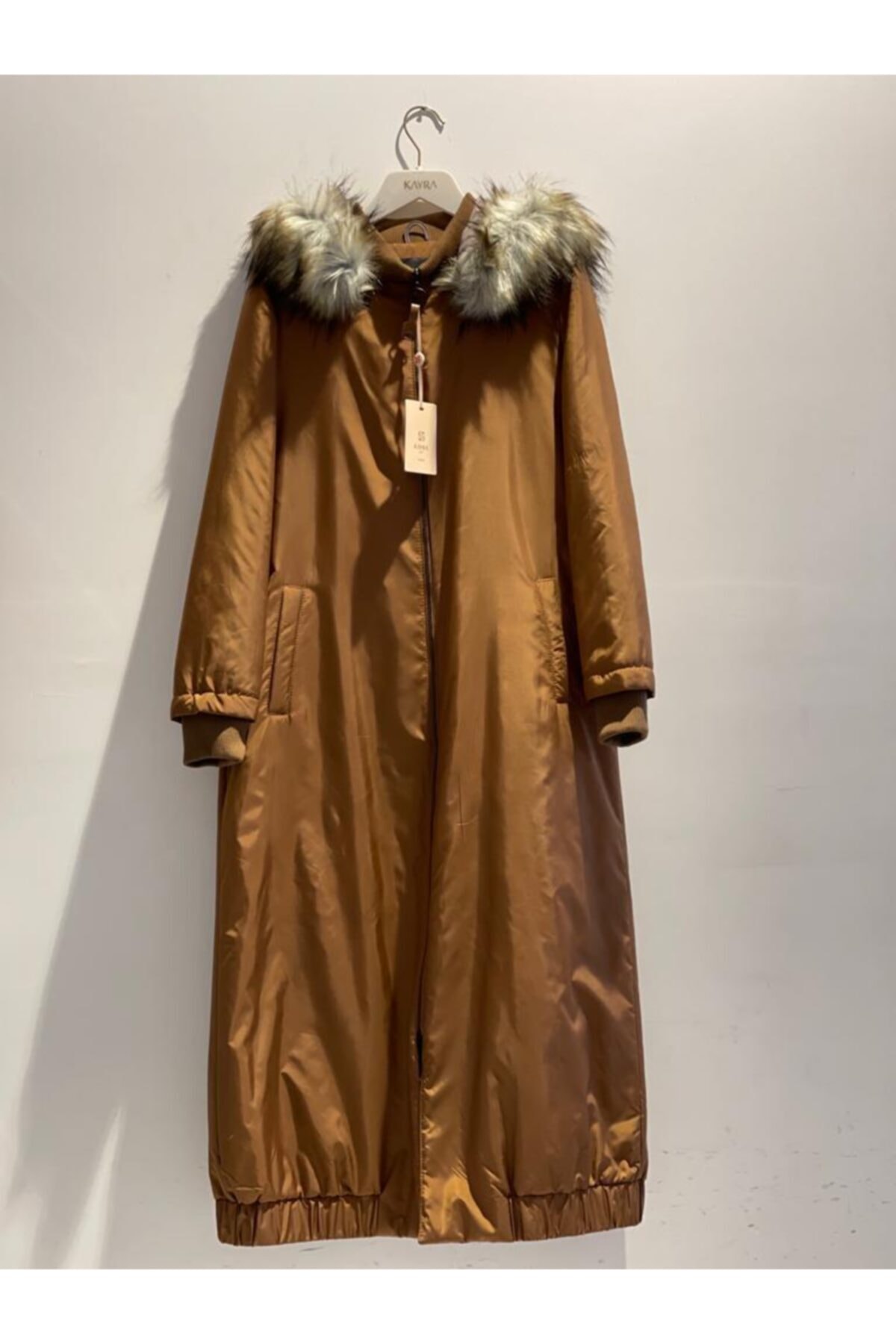 Kayra Kadın Camel Kapüşonlu Sırtı Cep Detaylı Mont Ka-a20-24009