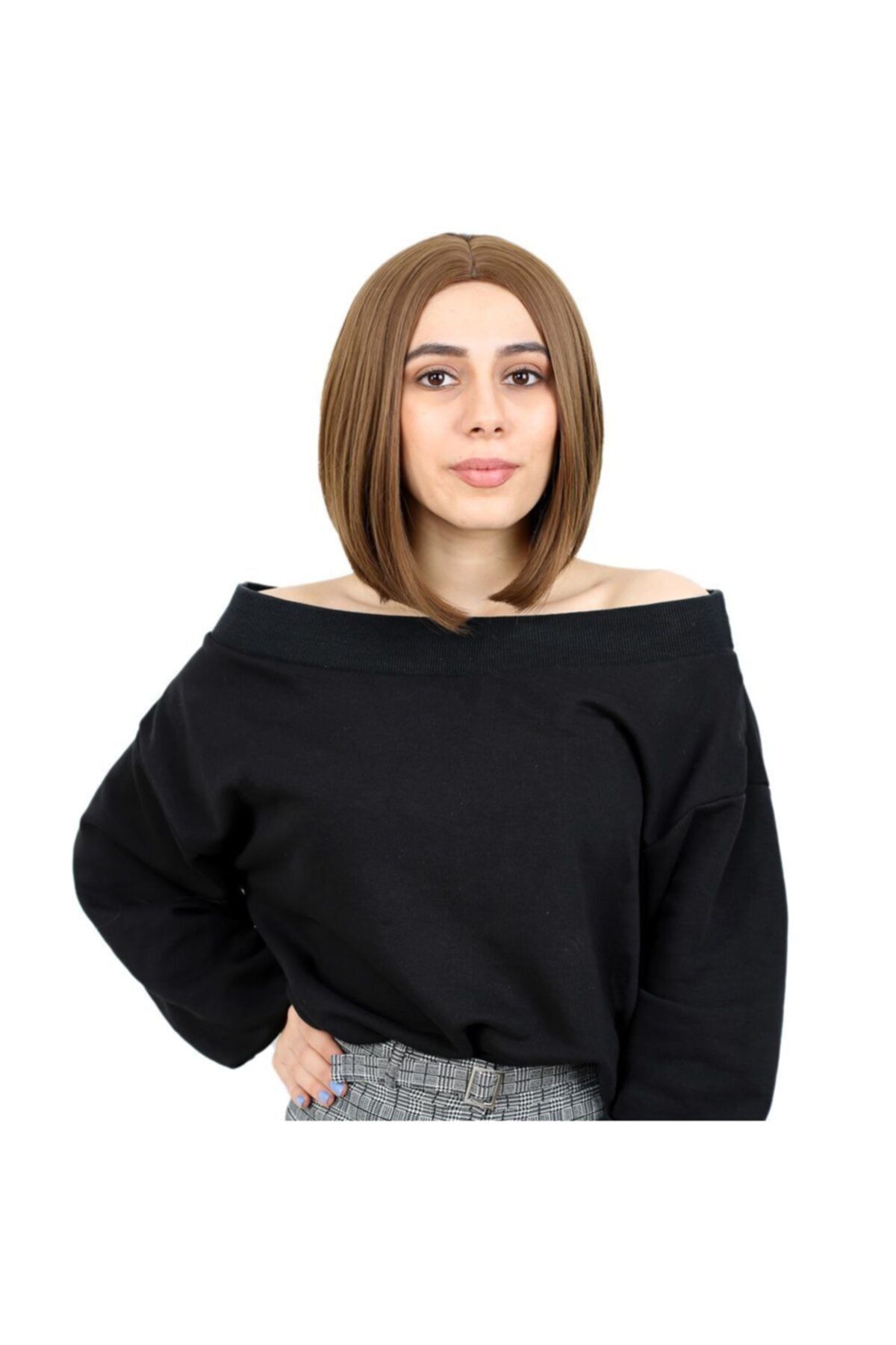 Suzan Peruk Kahkülsüz Düz Kısa Fiber Sentetik Peruk - Kumral