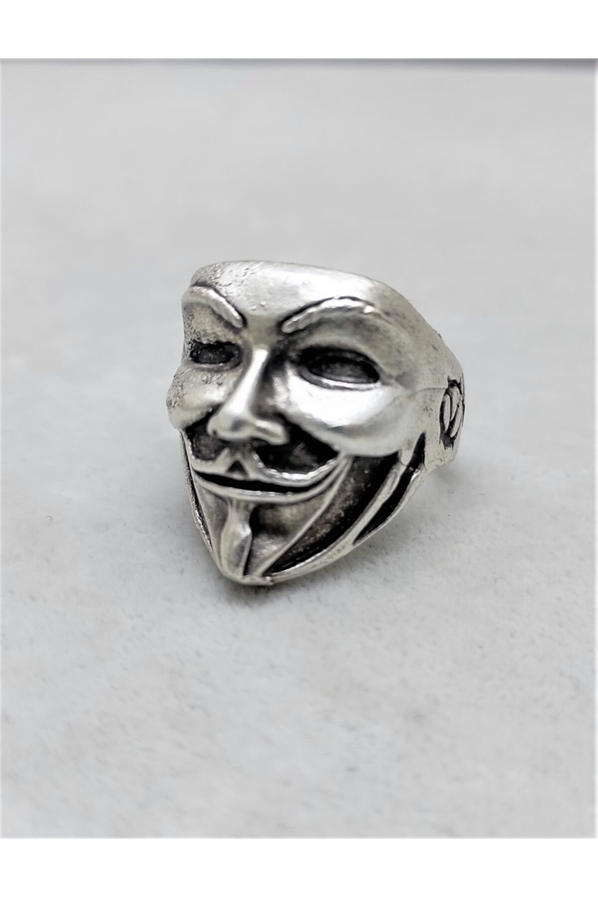TÜKKAN ACCESSORİES Antik Gümüş Kaplama Ayarlanabilir V For Vendetta Yüzük