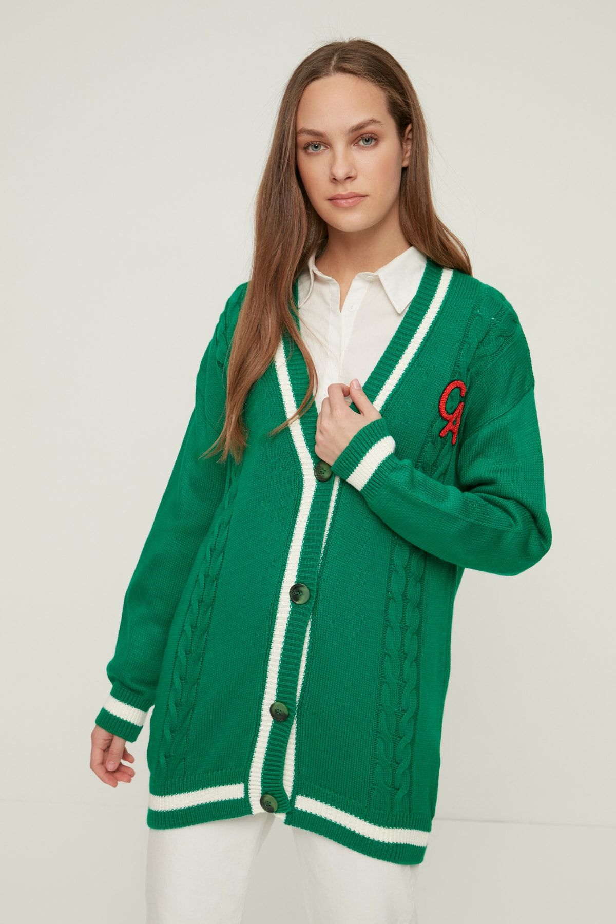 Trendyol Modest Petrol V Yaka Düğme Detaylı Triko Hırka TCTAW22TH0095