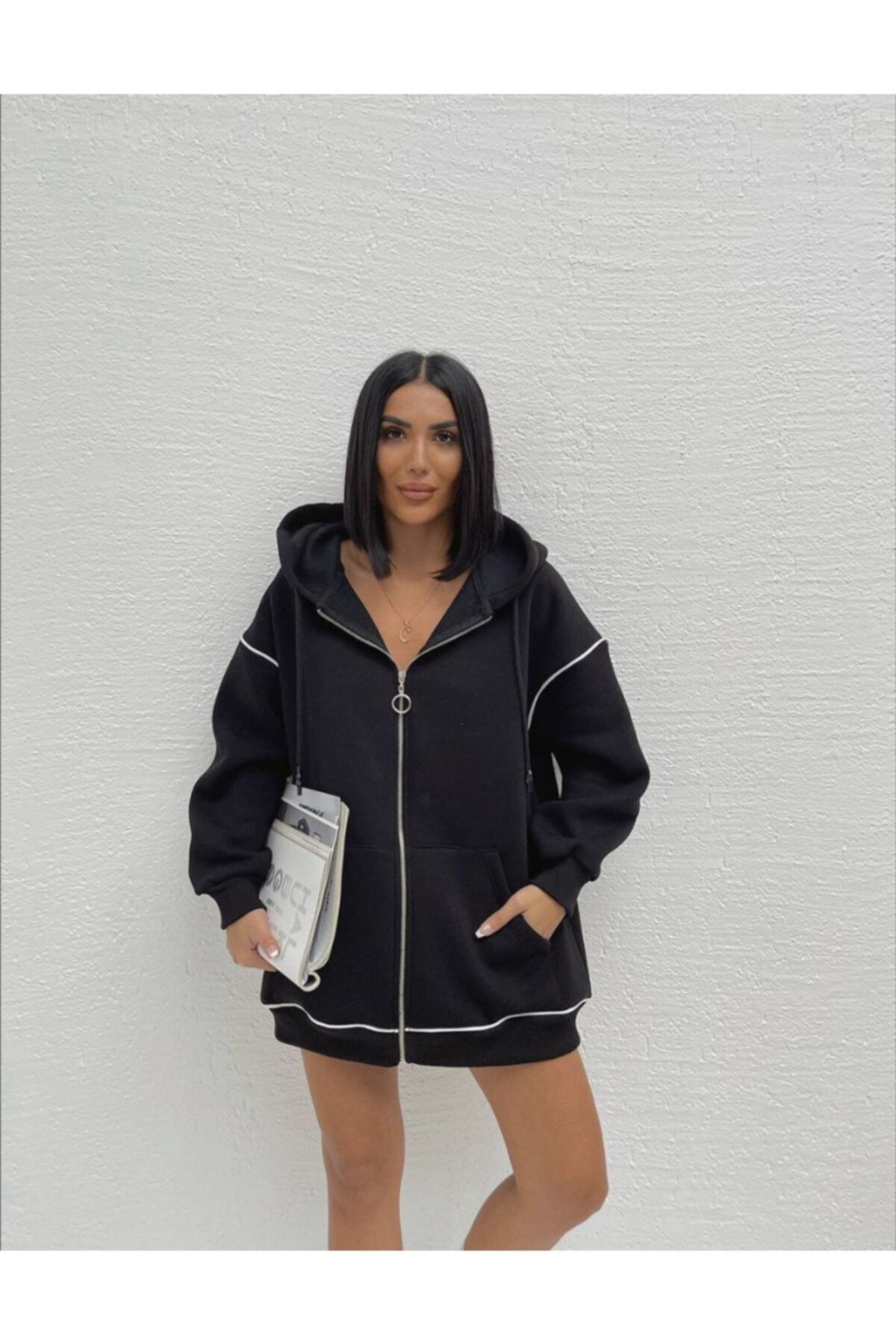 İzgi Concept Sweatshirt Kadın Siyah Kapşonlu Oversize Fermuarlı