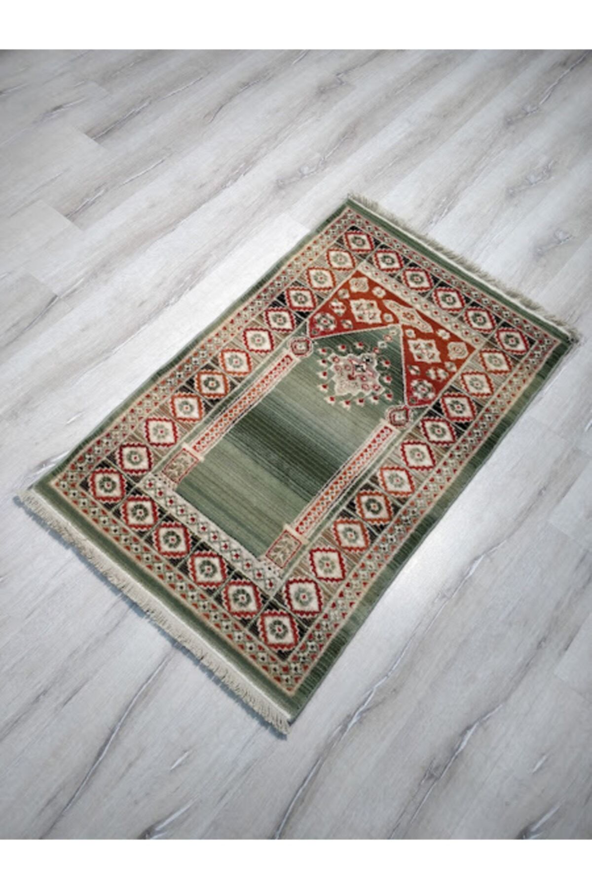 Saray Halı Uşak Namazlık Seccade Usnz4 Yeşil %100 Saf Yün 80x125 Cm
