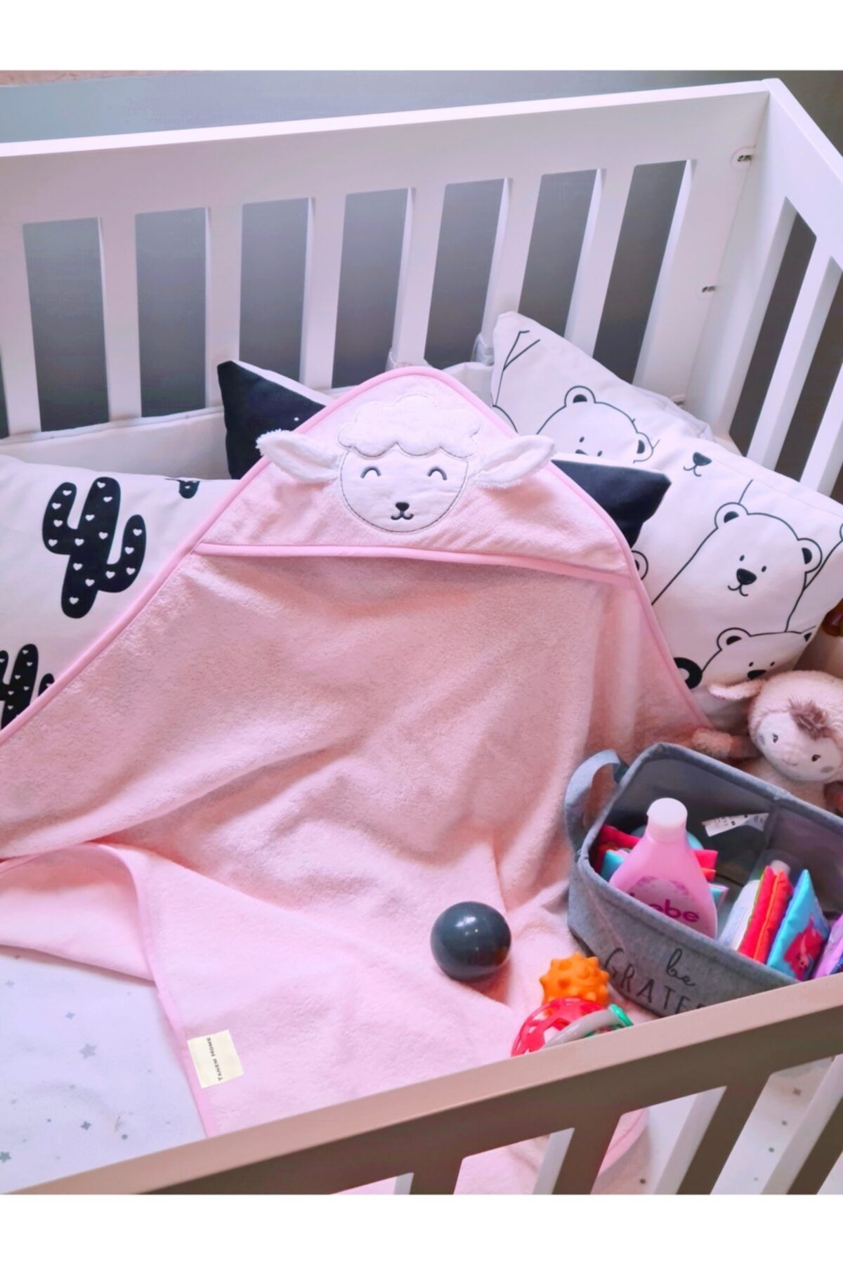 Tanem Home Pamuk Pembe Kuzu Desen Nakışlı Bebek Havlu Kundak 80x80cm