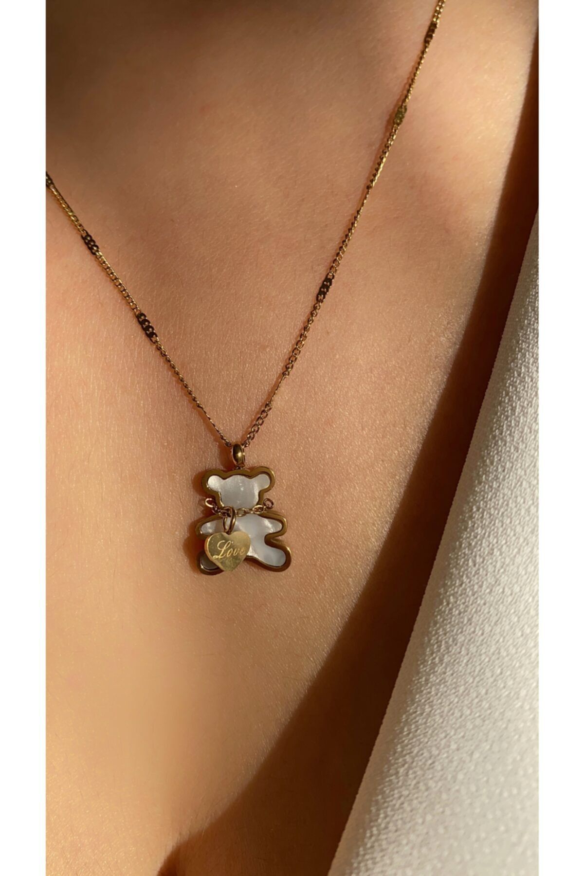 Âlâ Atelier Kararmaz Solmaz Ayıcıklı Love Gold Altın Kaplama Çelik Kolye