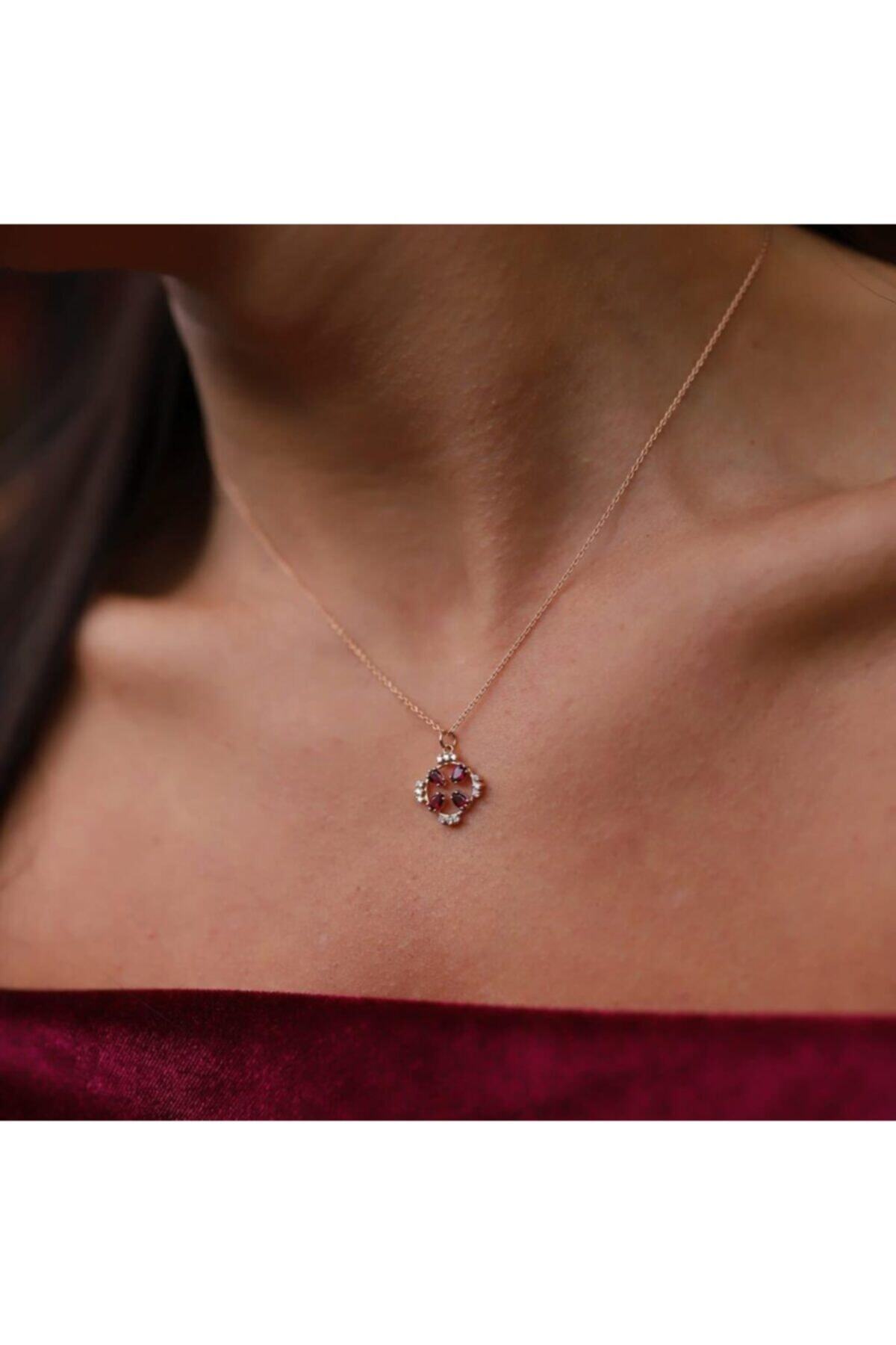 ByGoldenHouse Pırlantalı Yakut Kolye