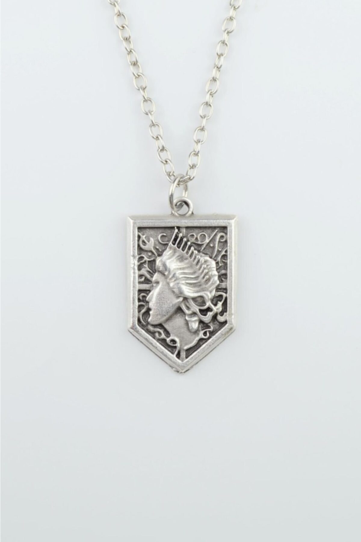 Bu Farklı Anime Attack On Titan Acrylic Maria Kolye Erkek Kadın Antik Gümüş Kaplama 60 cm Zincir