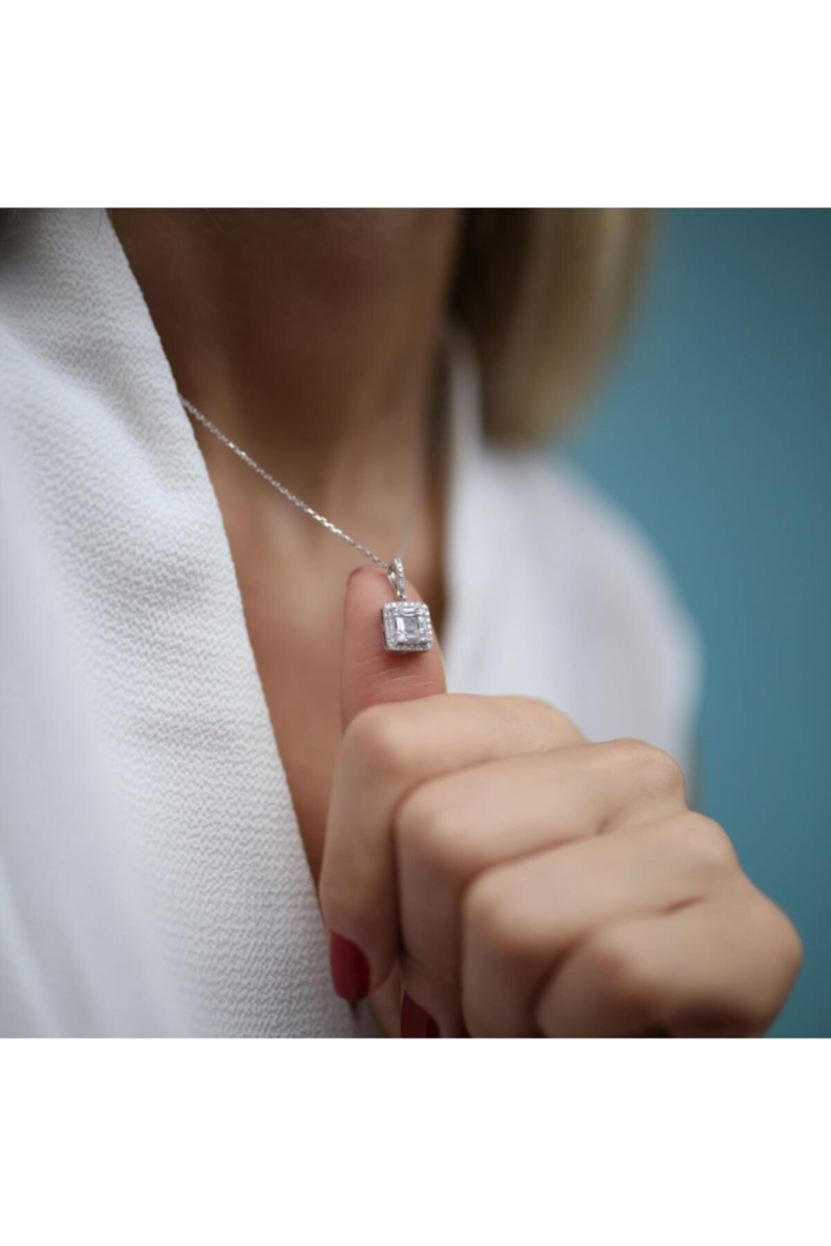 ByGoldenHouse Baget Pırlantalı Kolye