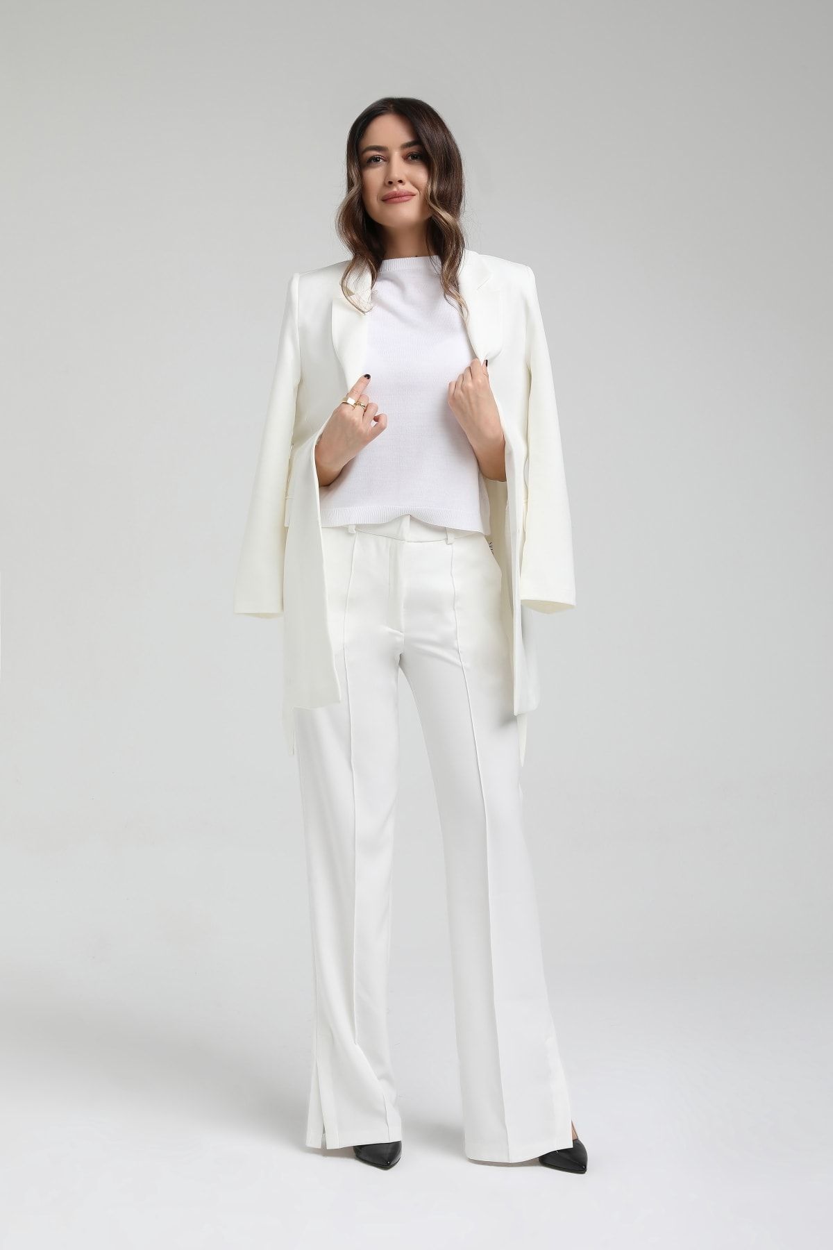 GILEA COLLECTION Ekru Yırtmaç Detaylı Pantolon
