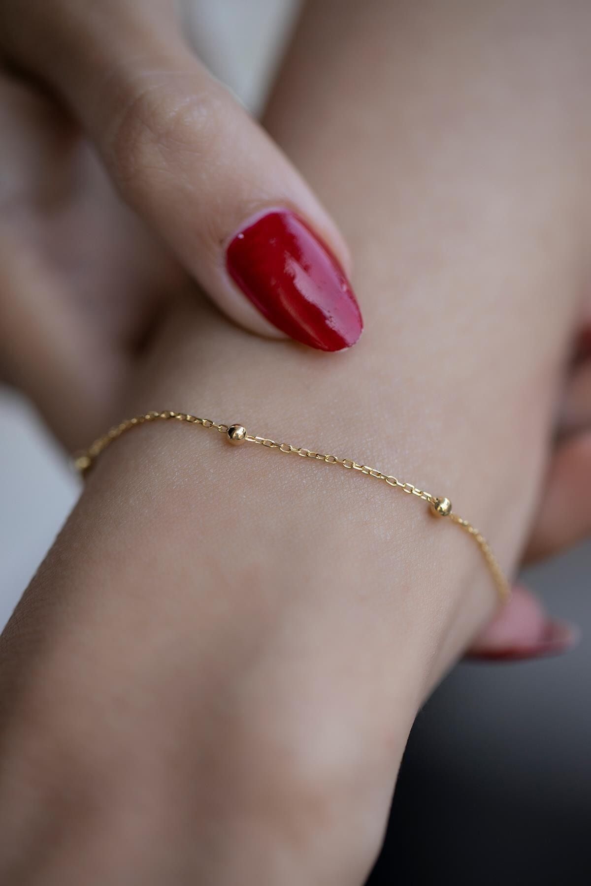 Marbling Kadın Top Model Gold Zincir Bileklik Ebr6002