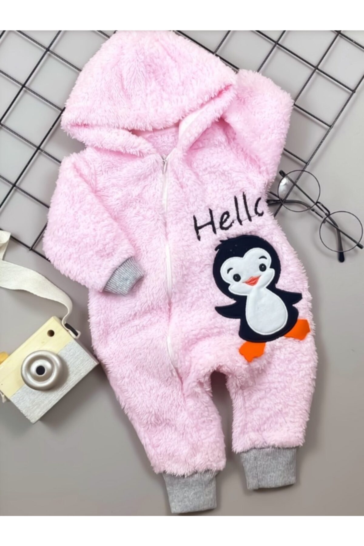 Nazlı Giyim Bebek Şeker Pembe Welsoft Peluş Penguen Baskılı Kapüşonlu Kışlık Tulum